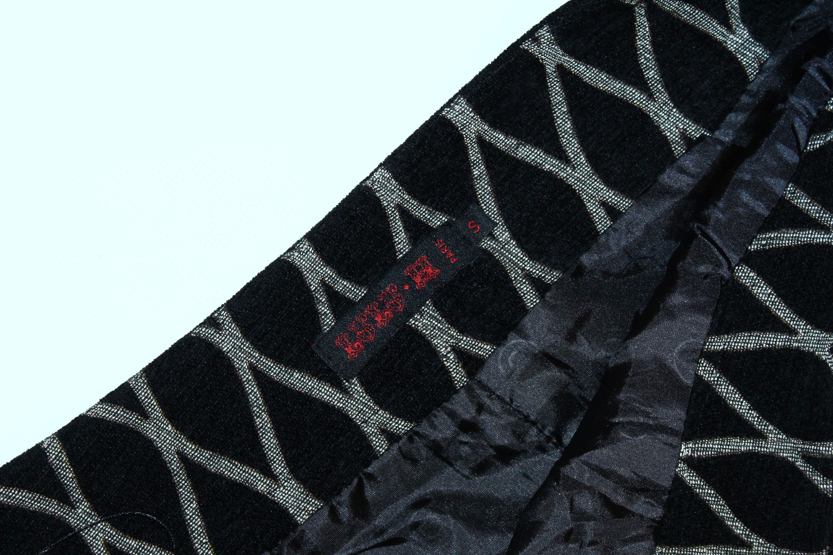 Japanese Brand 🔥VTG🔥 LULU-H Paris "Savage Girl" Pop Artwork Mini Skirt Size 29" - 6 Thumbnail