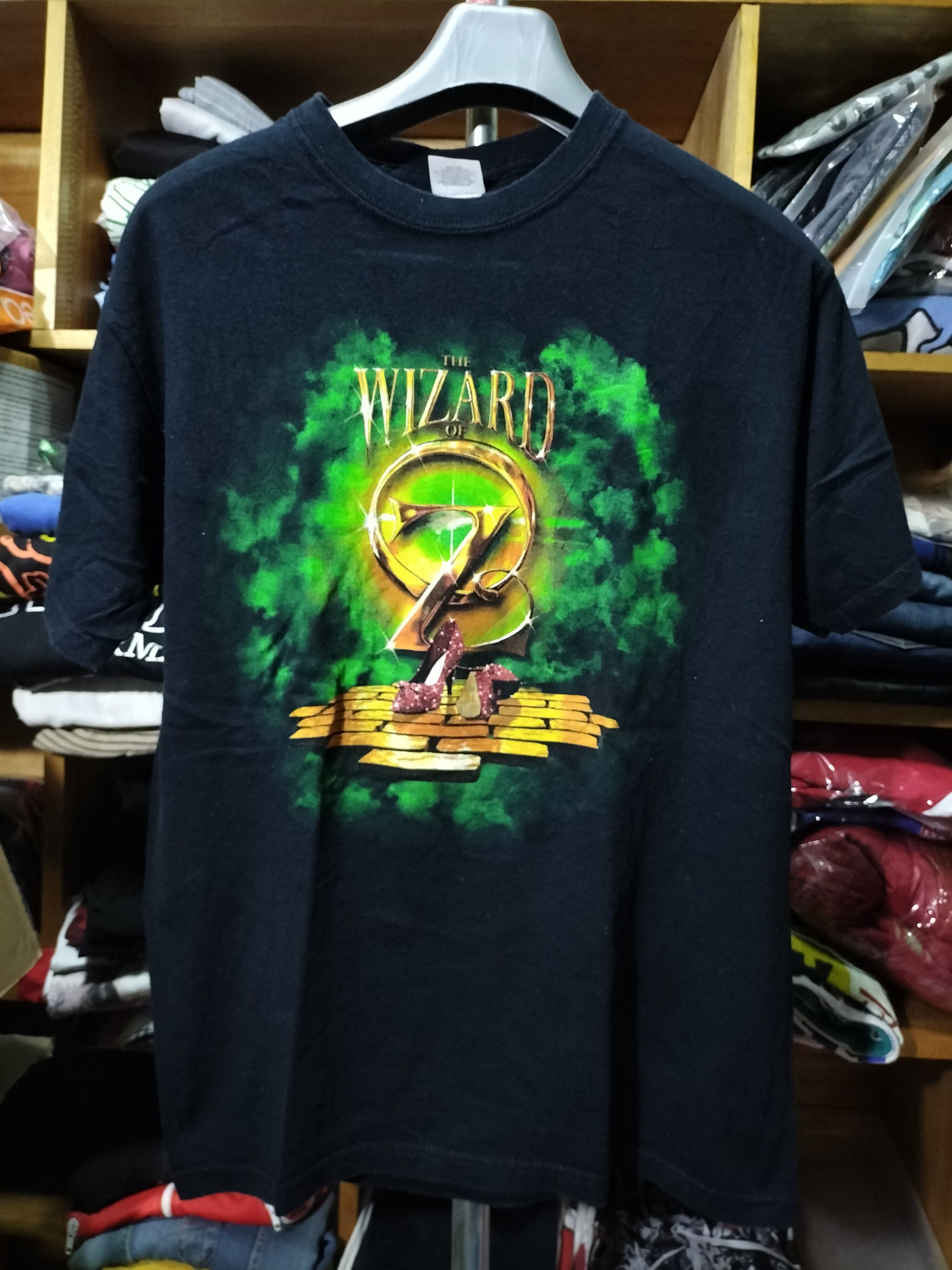 Vintage Vintage Wizard Of Oz Movie Promo tees fashion street Size US M / EU 48-50 / 2 - 1 Thumbnail