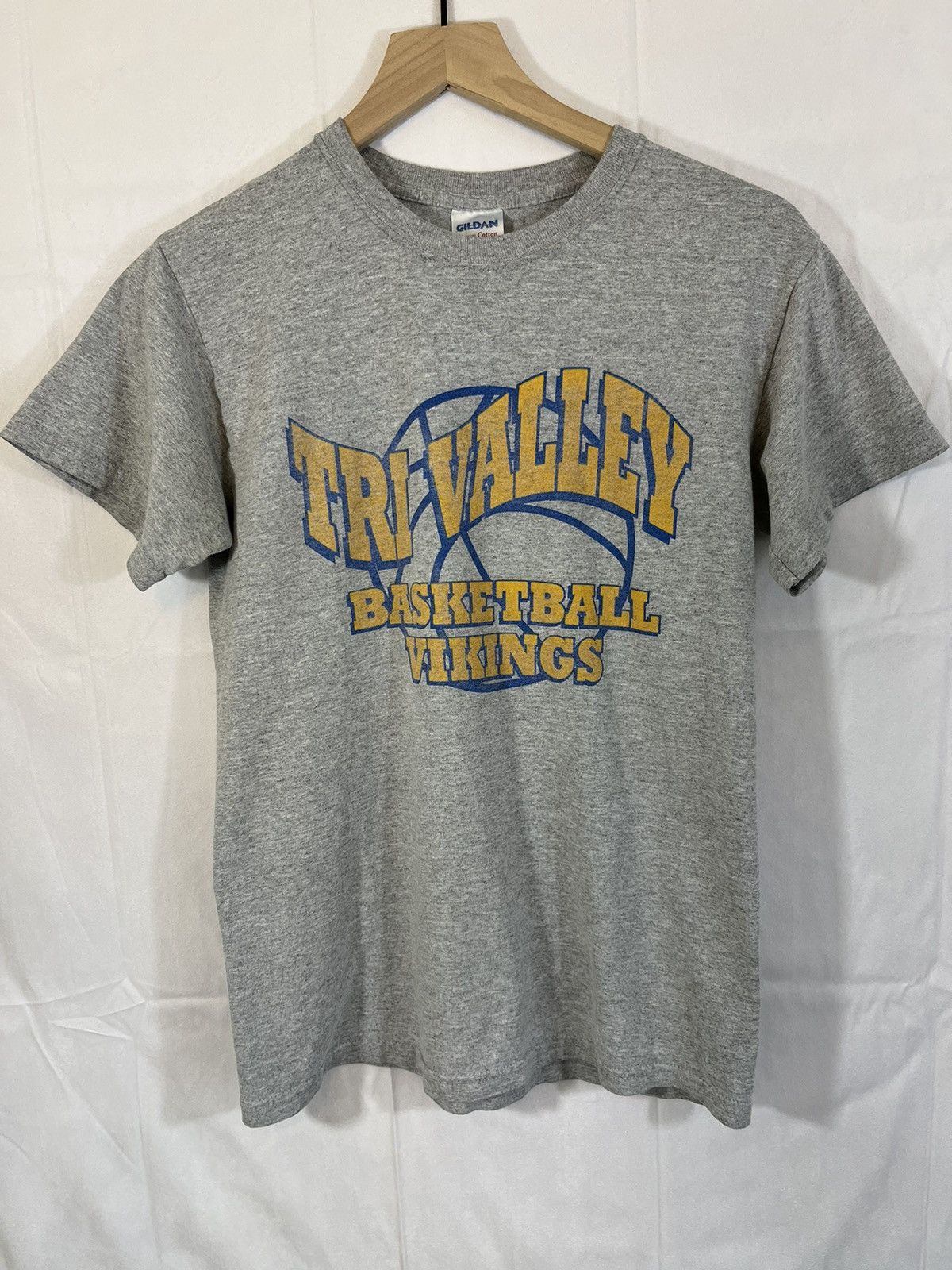 Vintage Vintage Faded Basketball Y2K Quote Tee Size US S / EU 44-46 / 1 - 1 Thumbnail
