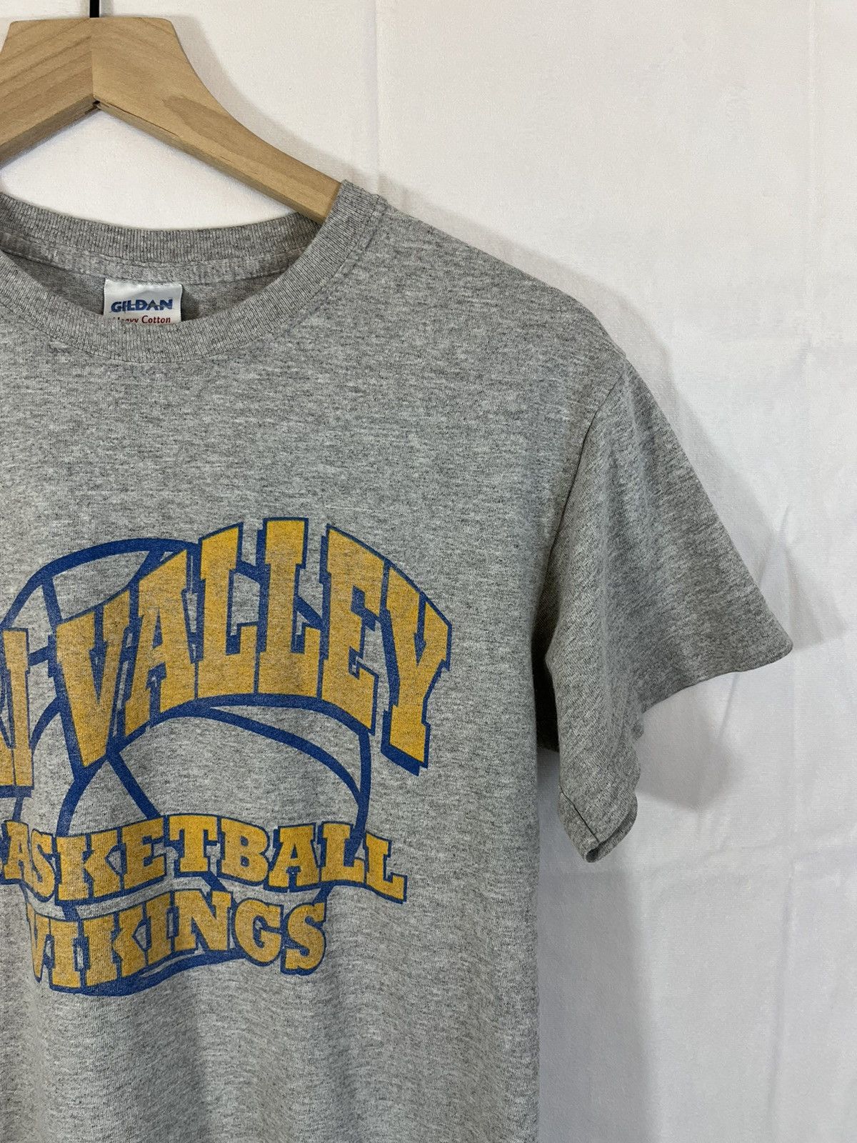 Vintage Vintage Faded Basketball Y2K Quote Tee Size US S / EU 44-46 / 1 - 2 Thumbnail