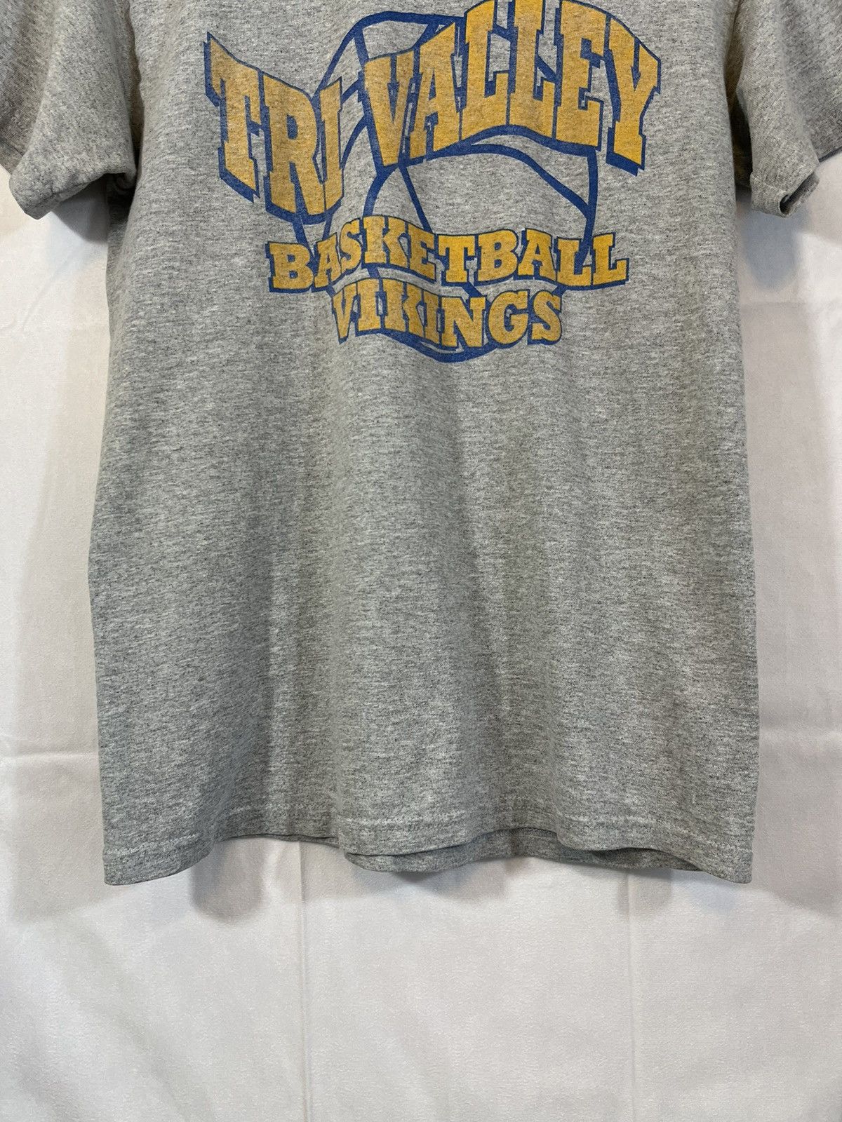 Vintage Vintage Faded Basketball Y2K Quote Tee Size US S / EU 44-46 / 1 - 6 Thumbnail