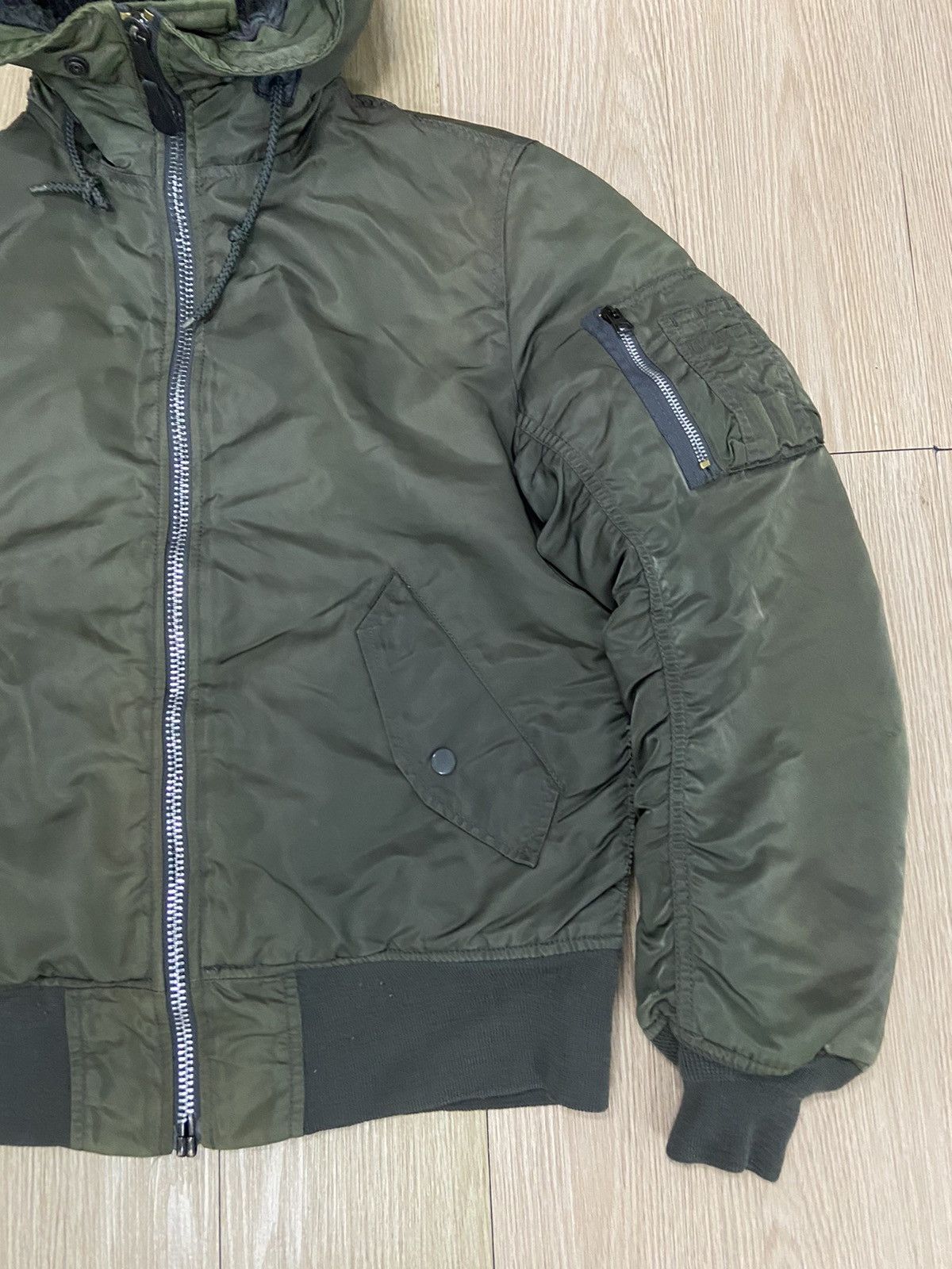 Alpha Industries Vintage 90’s Alpha Industries MA-1 jacket flyers man Size US M / EU 48-50 / 2 - 2 Thumbnail
