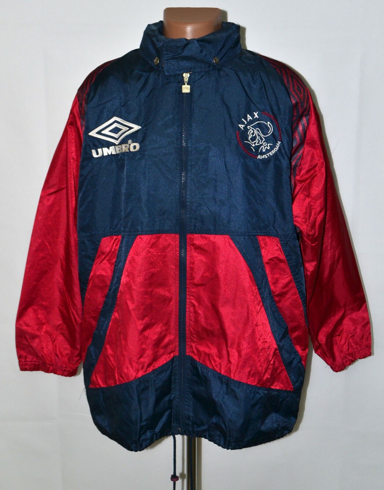 AJAX 1994/1995 TRAINING RAIN COAT JACKET UMBRO SIZE XL ADULT