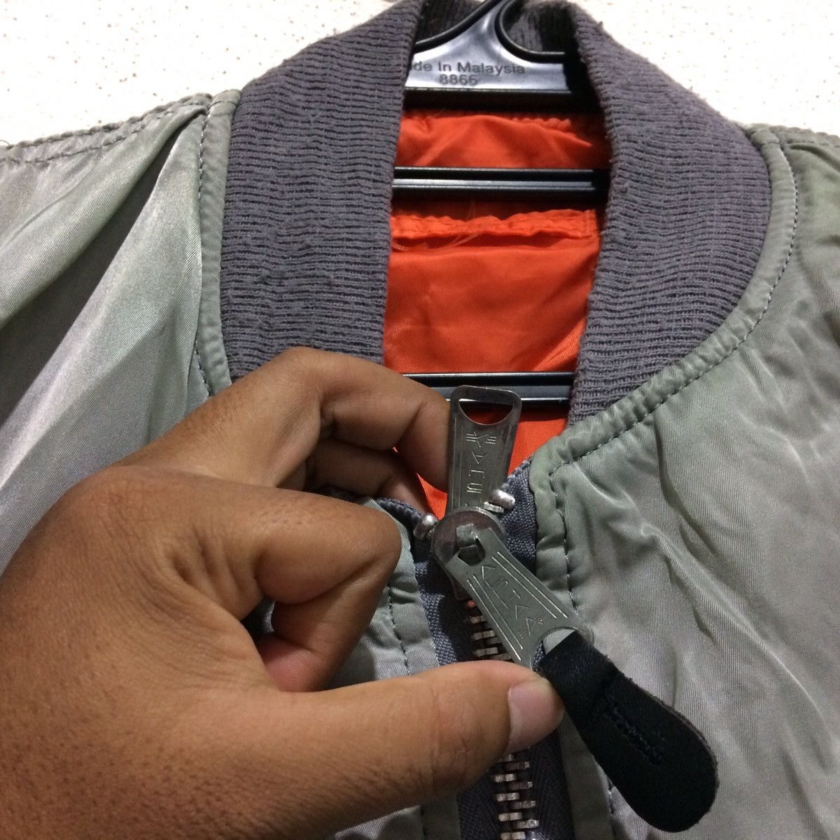 Alpha Industries Vintage Alpha Industries Bomber Jacket Reversible Made USA Size US L / EU 52-54 / 3 - 3 Thumbnail