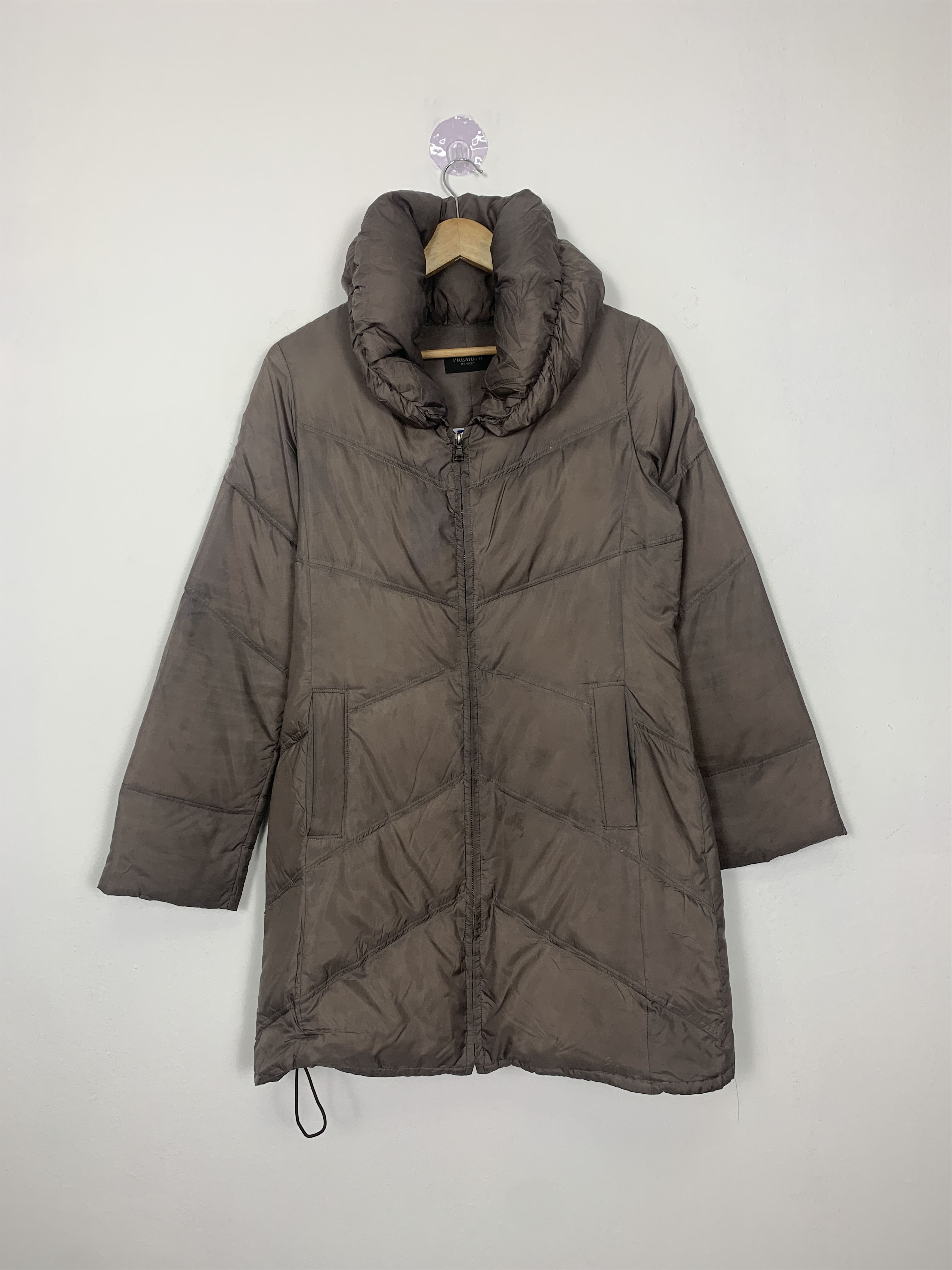 Japanese Brand Vintage PREMIUM BY VICKY Puffer Long Jacket J1021 Size US S / EU 44-46 / 1 - 1 Thumbnail