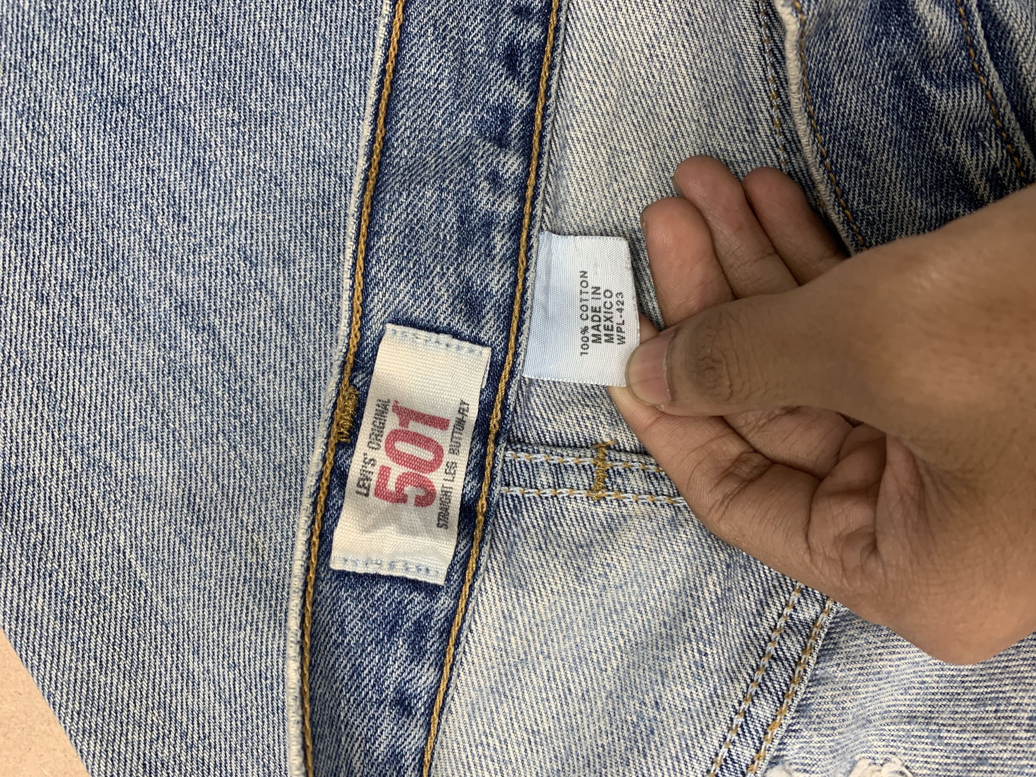 Levi's Vintage LEVI'S 501 Distressed Faded Jeans P0178 Size US 34 / EU 50 - 15 Thumbnail