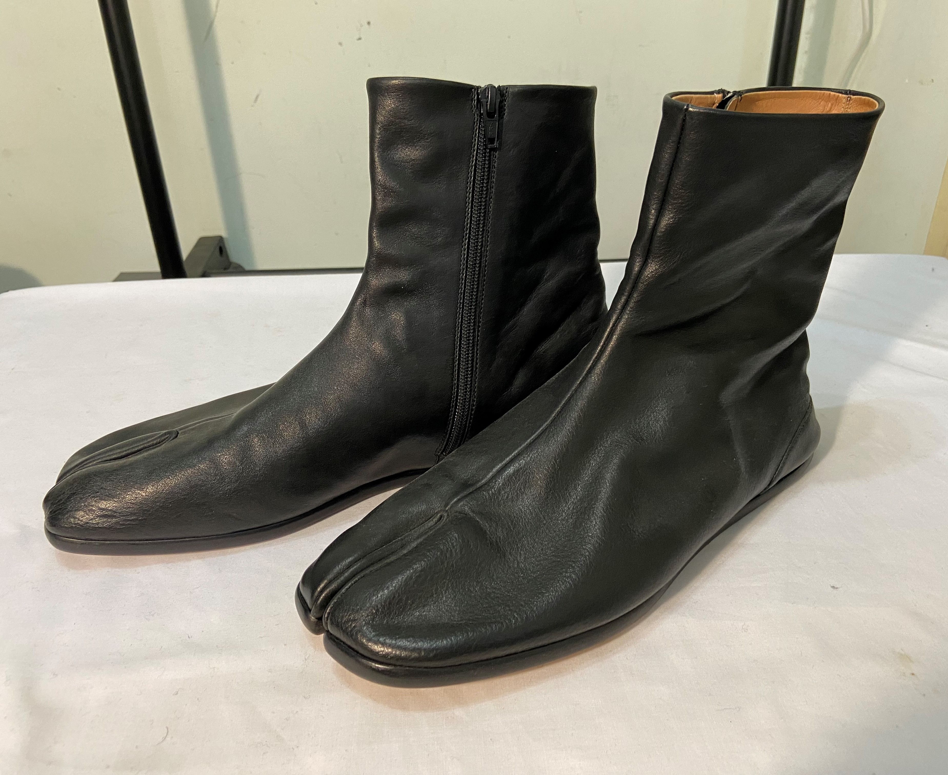 Maison Margiela Maison Margiela Tabi Boots Size US 12 / EU 45 - 1 Thumbnail