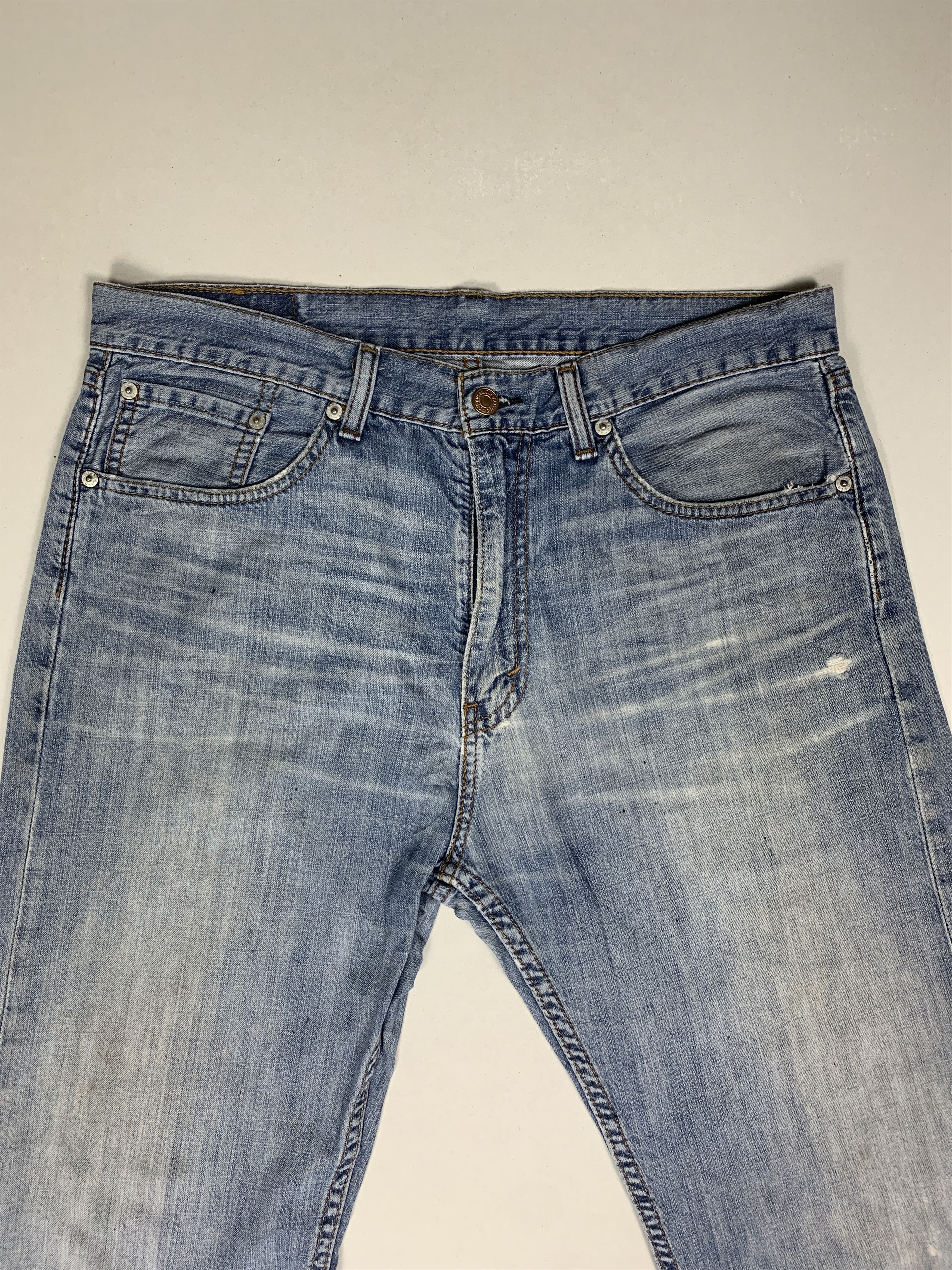Levi's × Vintage Vintage LEVI'S 505 Distressed Faded Straight Cut Mid Wash Size US 32 / EU 48 - 3 Thumbnail