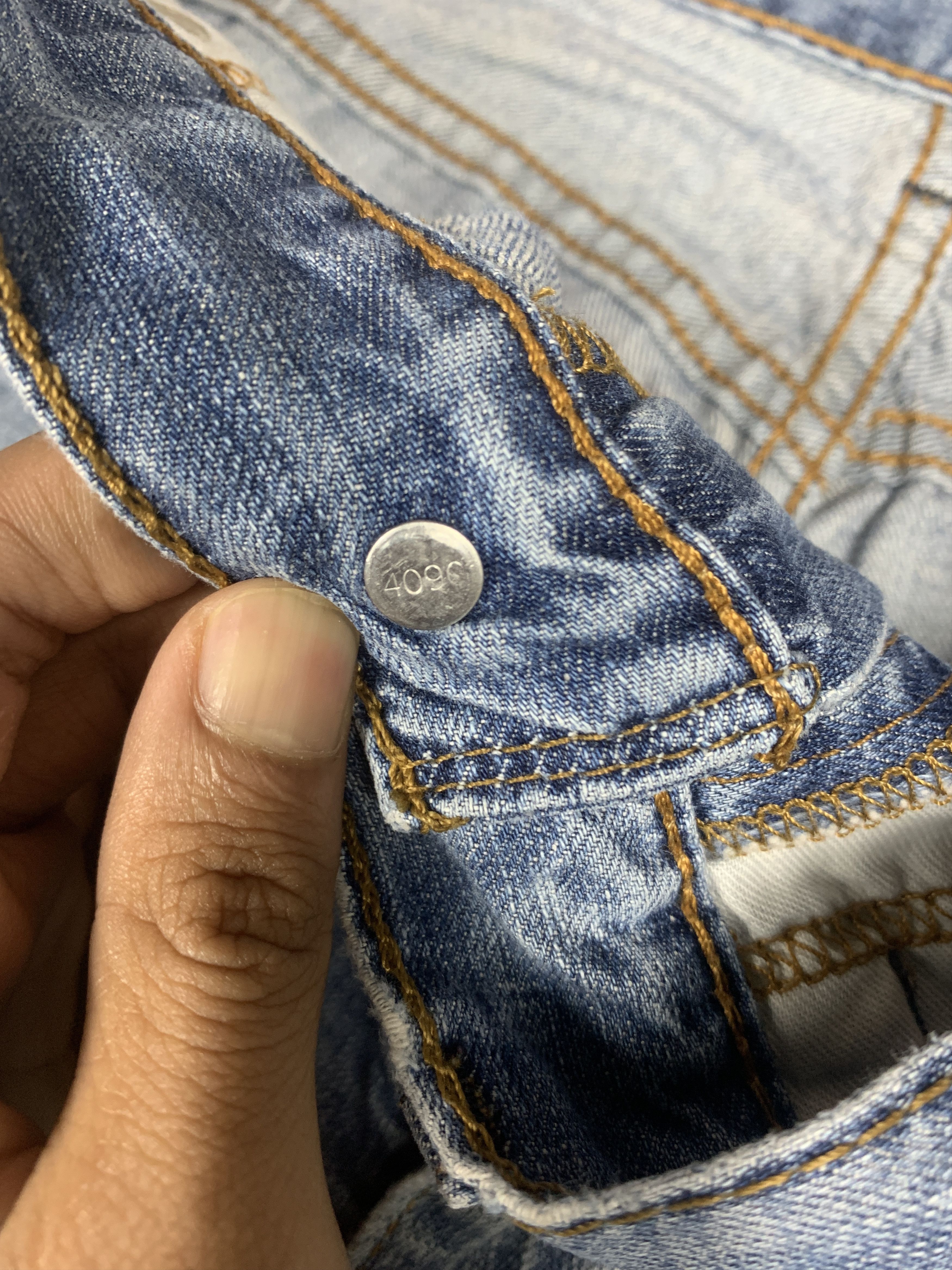 Levi's × Vintage Vintage LEVI'S 505 Distressed Faded Straight Cut Mid Wash Size US 32 / EU 48 - 6 Thumbnail