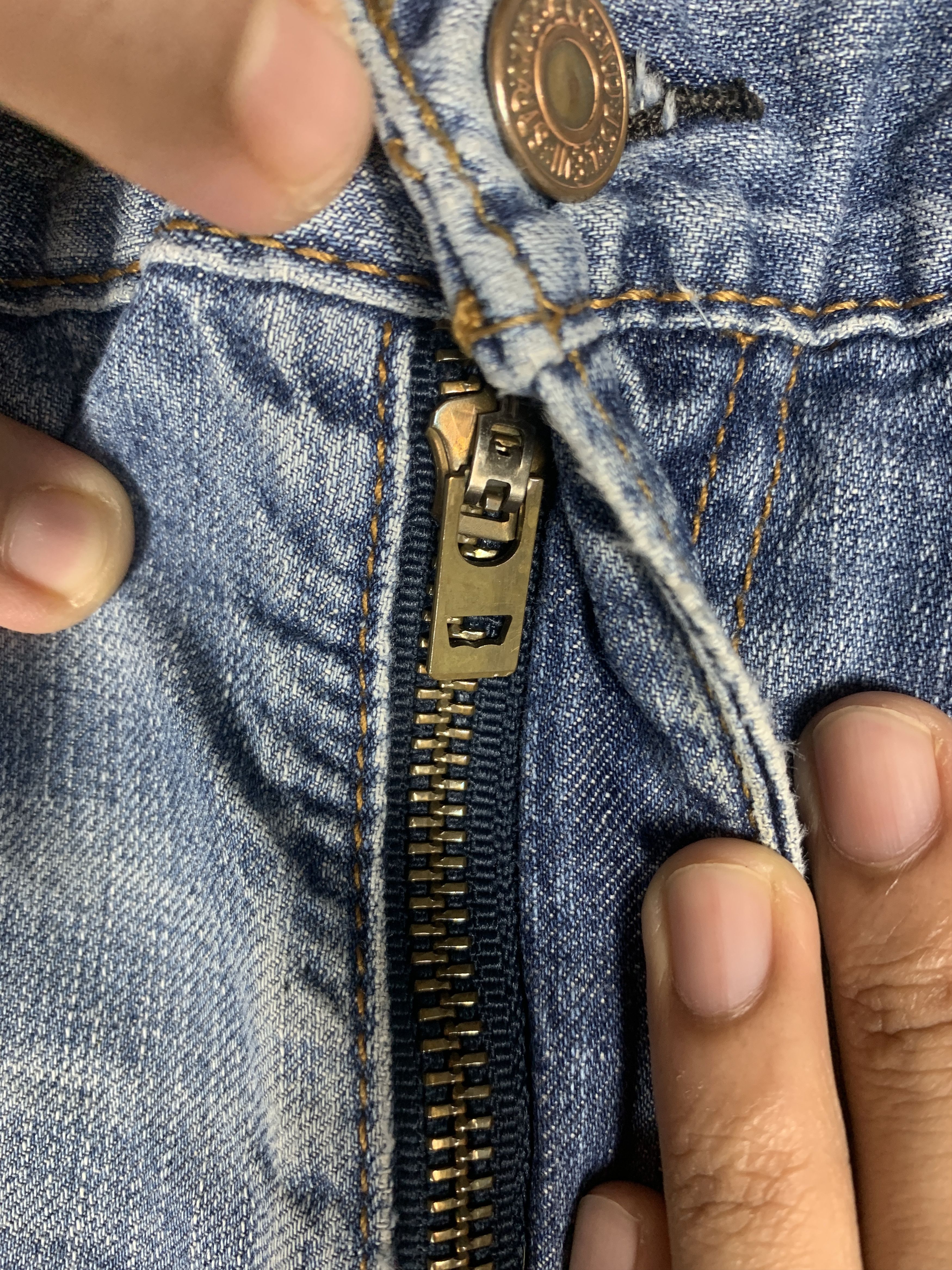 Levi's × Vintage Vintage LEVI'S 505 Distressed Faded Straight Cut Mid Wash Size US 32 / EU 48 - 7 Thumbnail