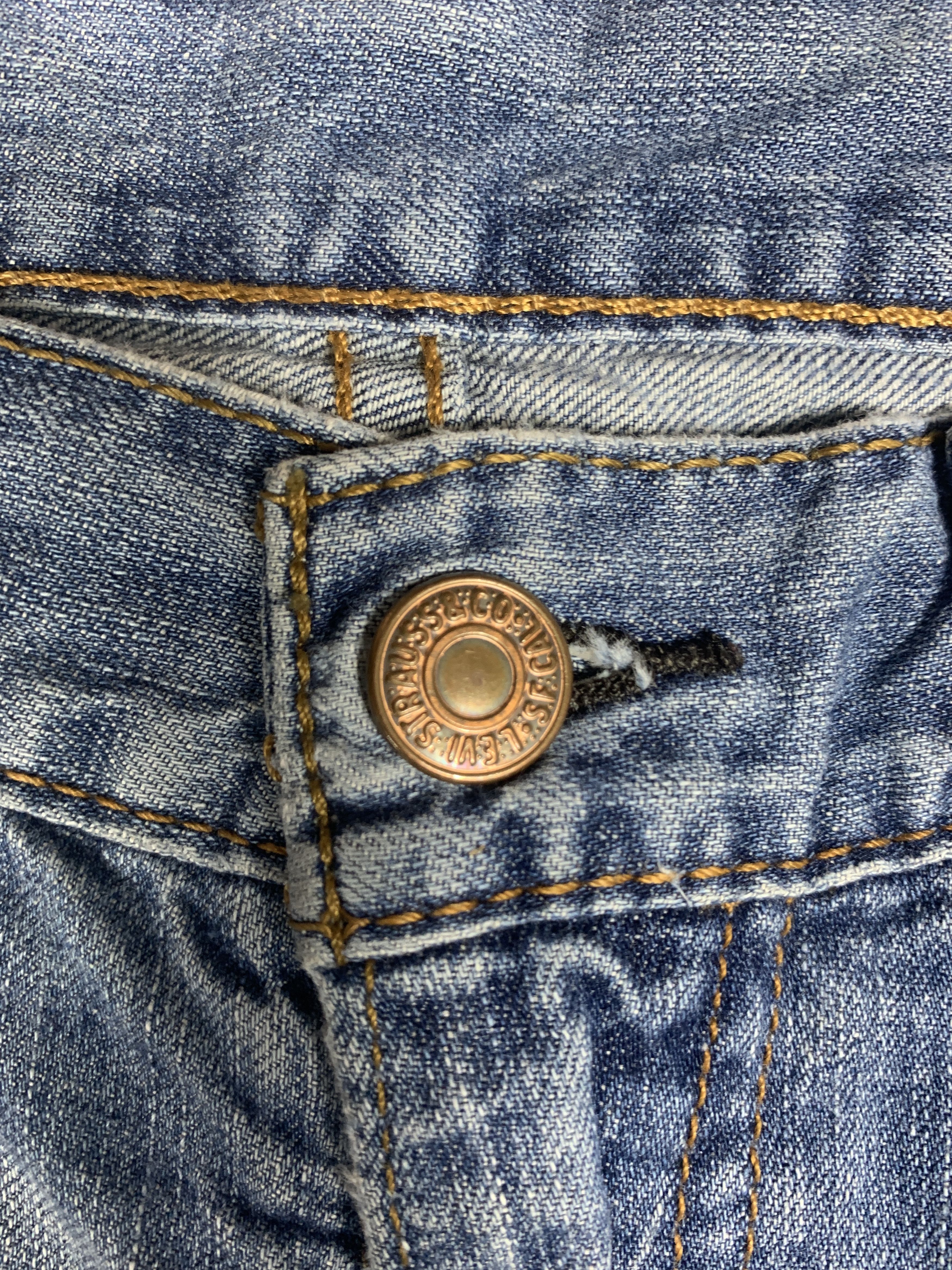 Levi's × Vintage Vintage LEVI'S 505 Distressed Faded Straight Cut Mid Wash Size US 32 / EU 48 - 5 Thumbnail
