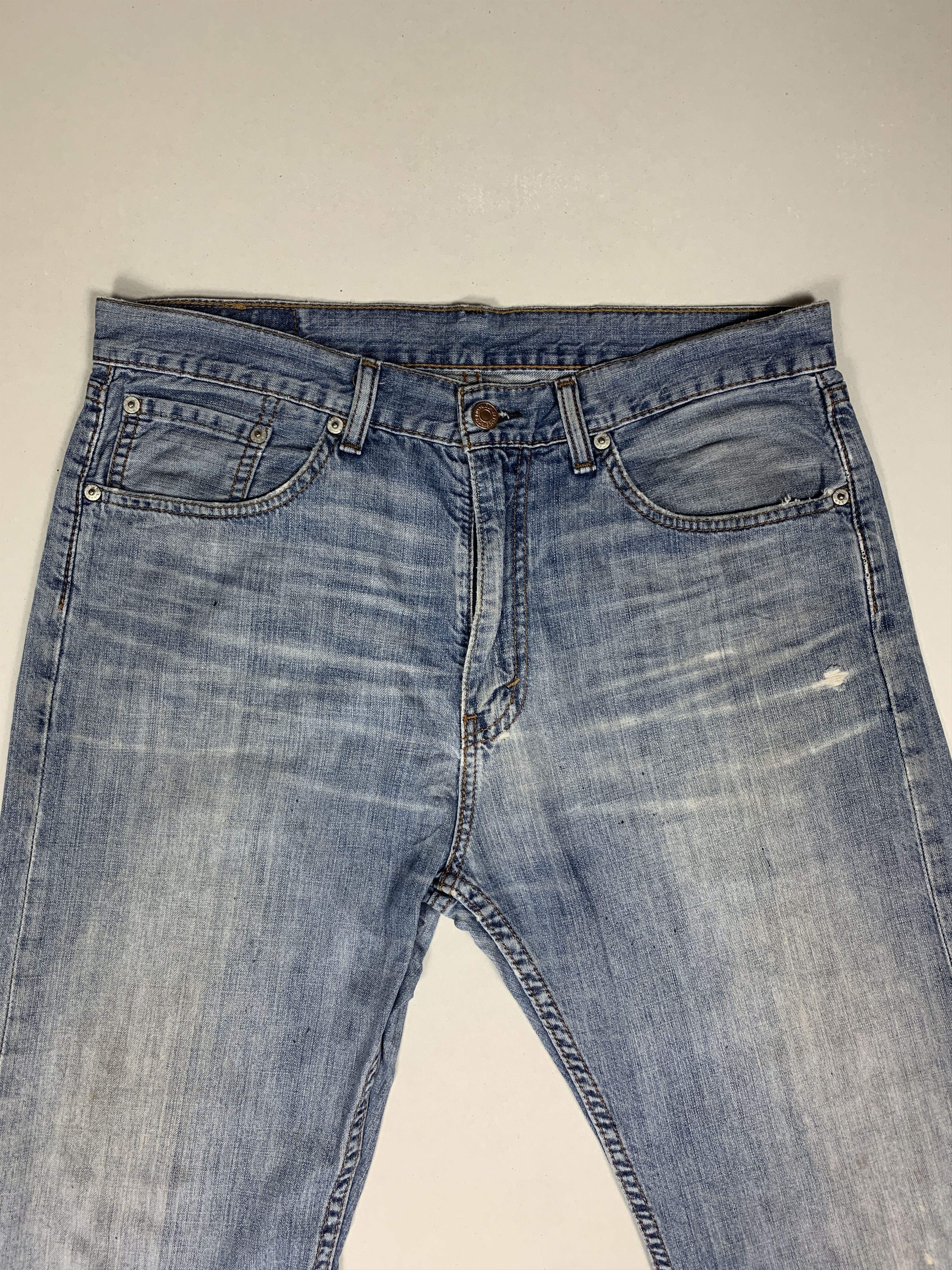 Levi's × Vintage Vintage LEVI'S 505 Distressed Faded Straight Cut Mid Wash Size US 32 / EU 48 - 2 Thumbnail