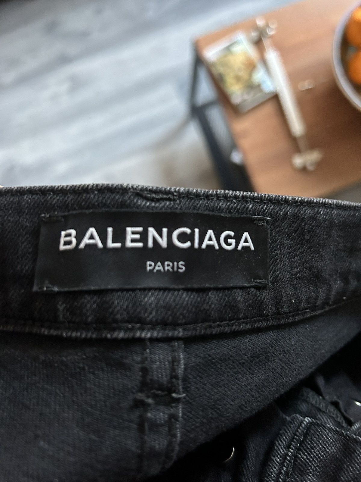 Balenciaga SS18 Archetype Destroyed Knee Black Jeans Size US 28 / EU 44 - 16 Thumbnail