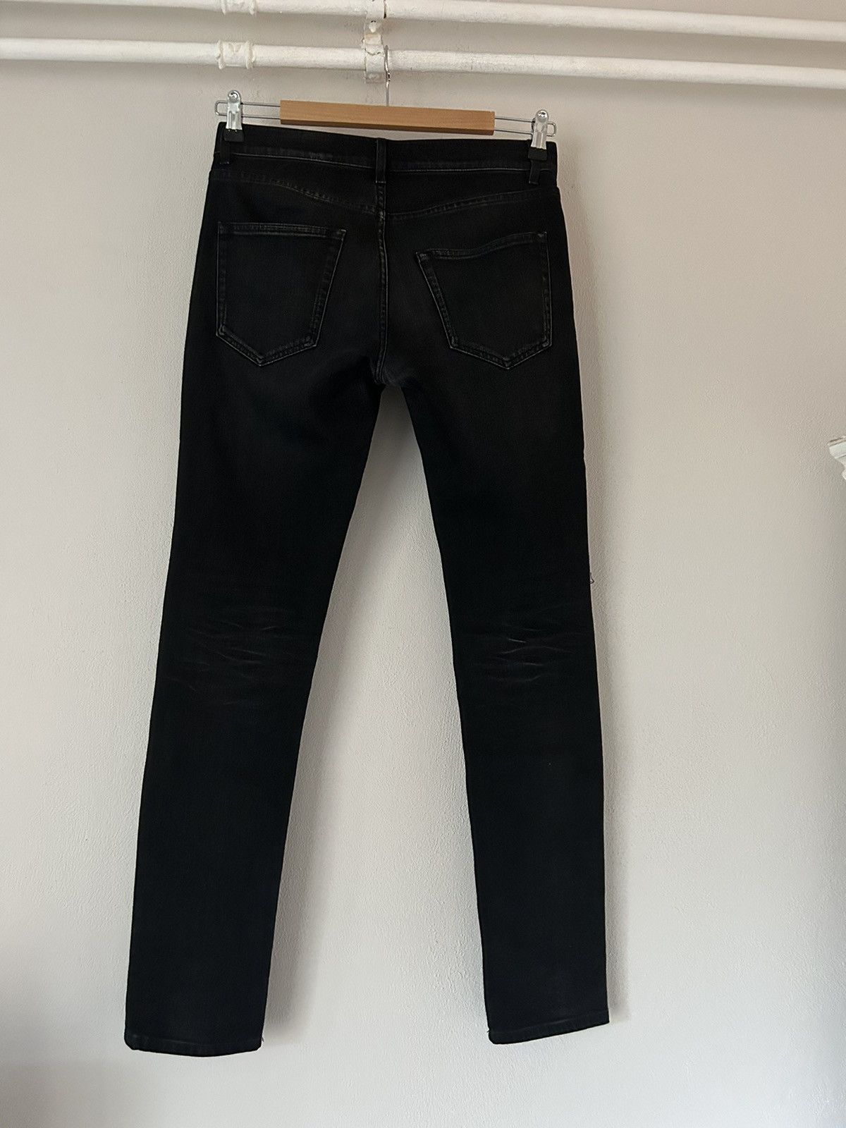 Balenciaga SS18 Archetype Destroyed Knee Black Jeans Size US 28 / EU 44 - 8 Thumbnail