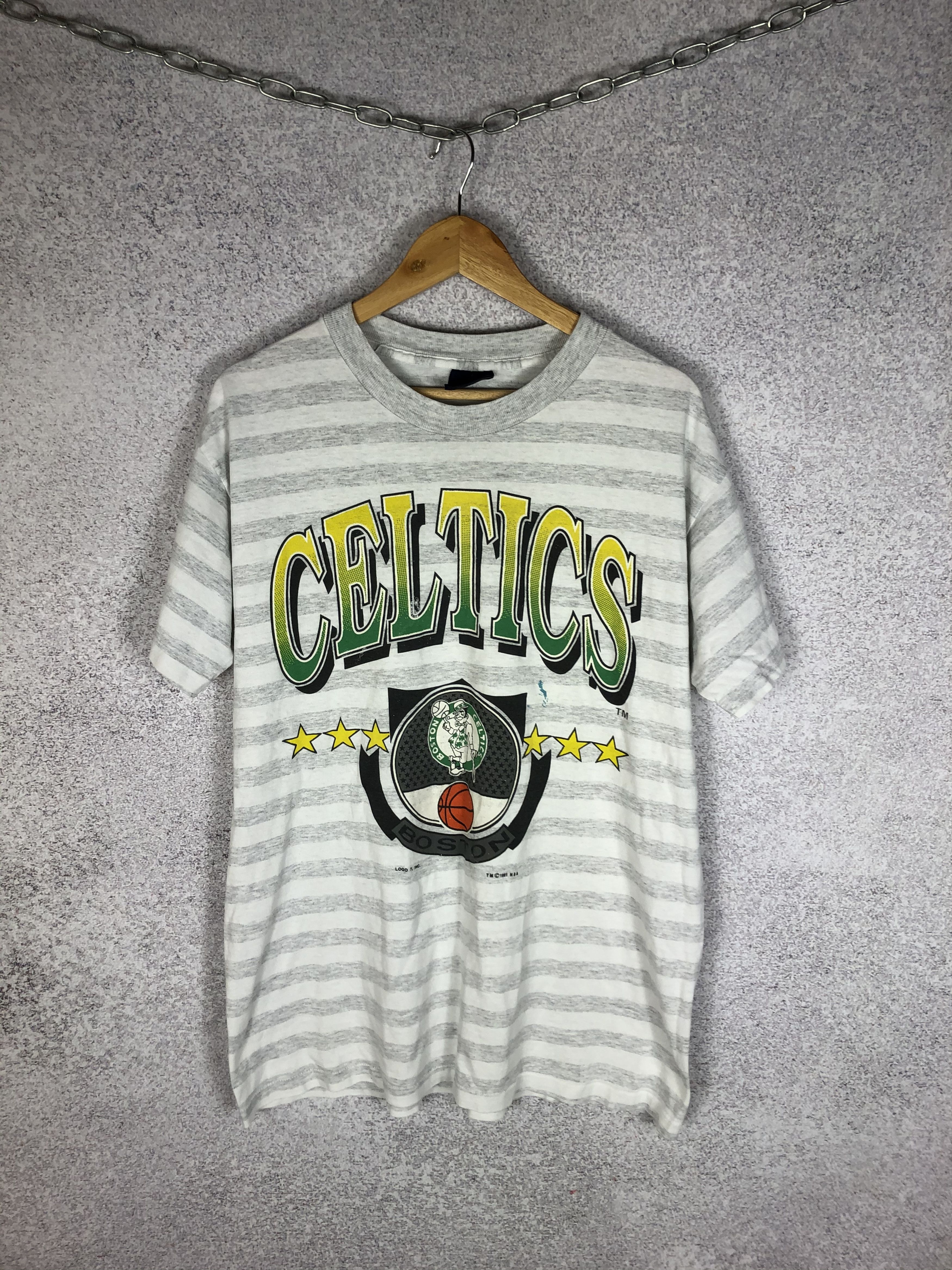 NBA Vintage 1991 Boston Celtics NBA T-Shirt Made in USA Tee Size US XL / EU 56 / 4 - 1 Thumbnail