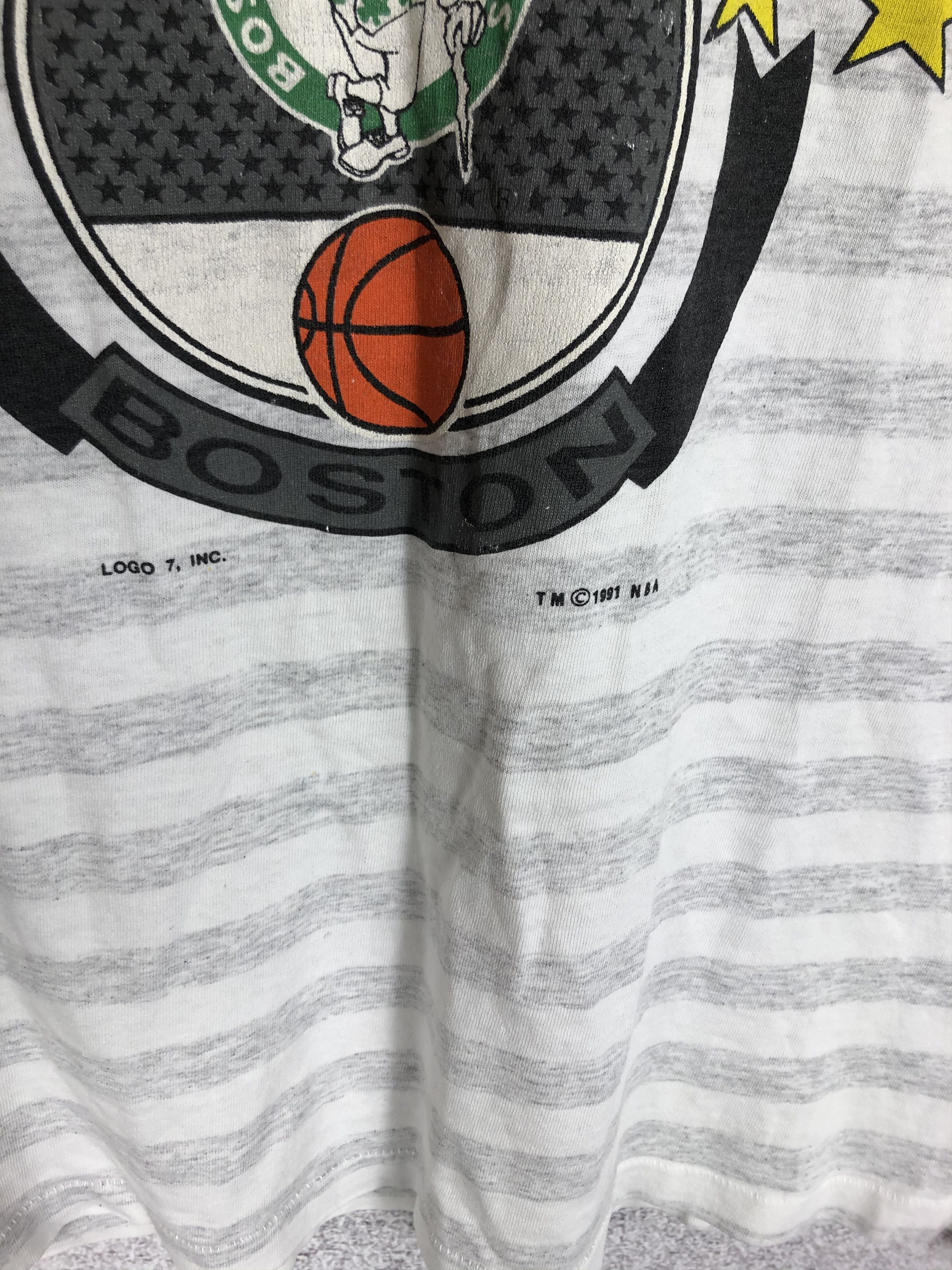 NBA Vintage 1991 Boston Celtics NBA T-Shirt Made in USA Tee Size US XL / EU 56 / 4 - 4 Thumbnail