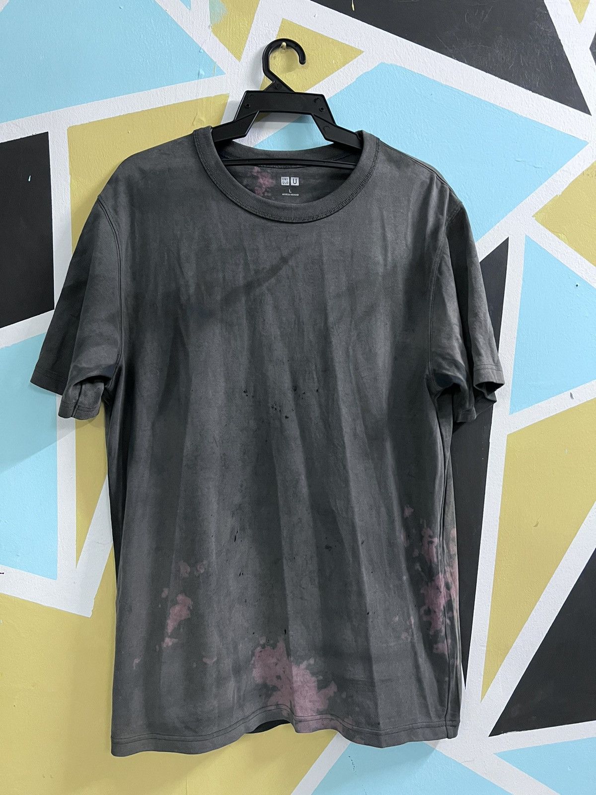 Japanese Brand THRASHED SUN FADED UNIQLO TSHIRT Size US M / EU 48-50 / 2 - 1 Thumbnail