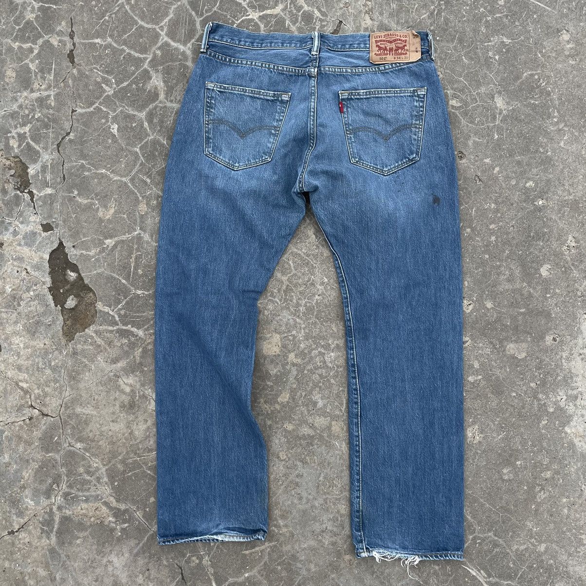 Levi's × Vintage Vintage Levi’s 501 Blue Jeans W34xL30 90s Streetwear Pants Size US 34 / EU 50 - 3 Thumbnail