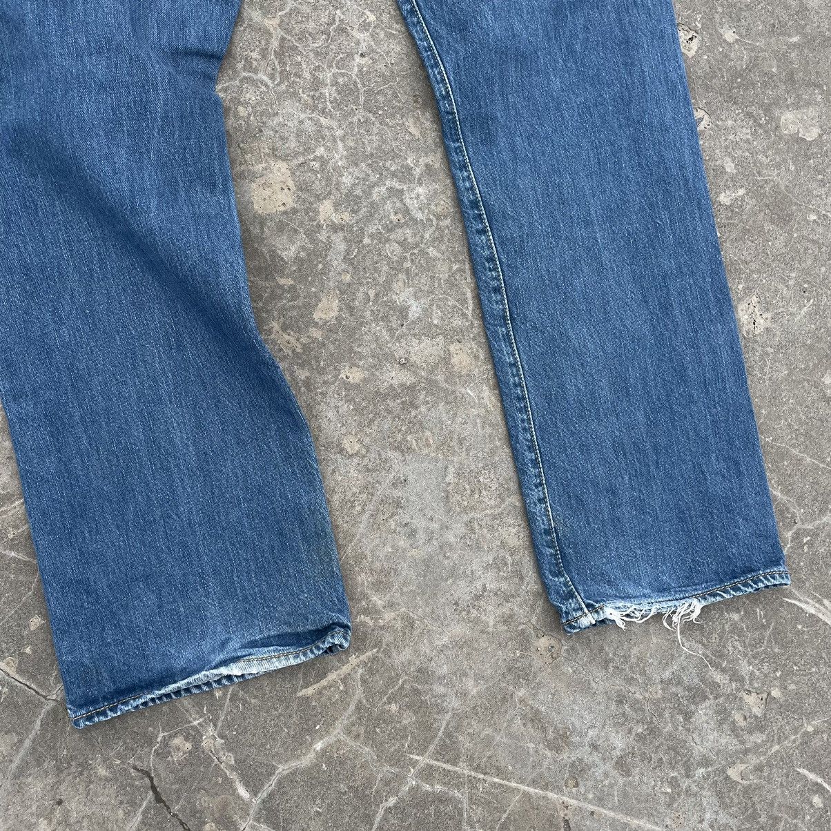Levi's × Vintage Vintage Levi’s 501 Blue Jeans W34xL30 90s Streetwear Pants Size US 34 / EU 50 - 10 Thumbnail