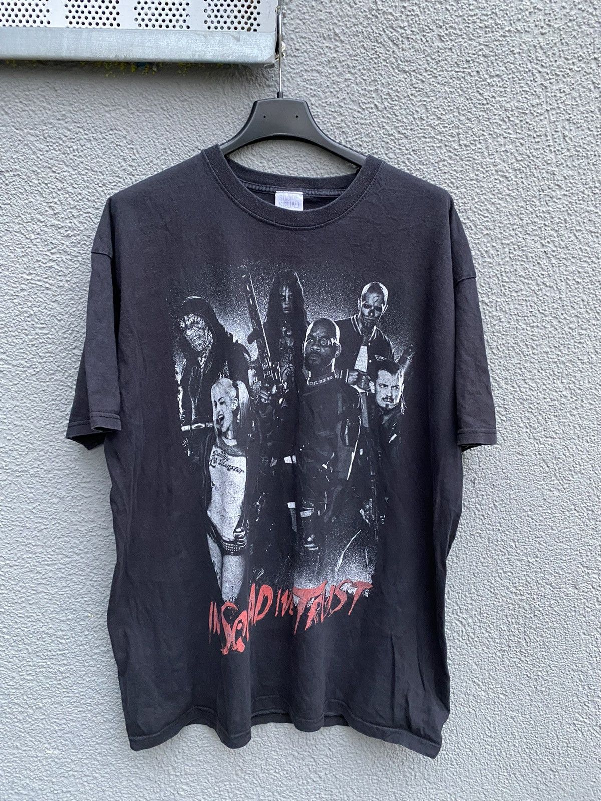 Fruit Of The Loom Suicide Squad T-Shirt Black Size US XL / EU 56 / 4 - 1 Thumbnail
