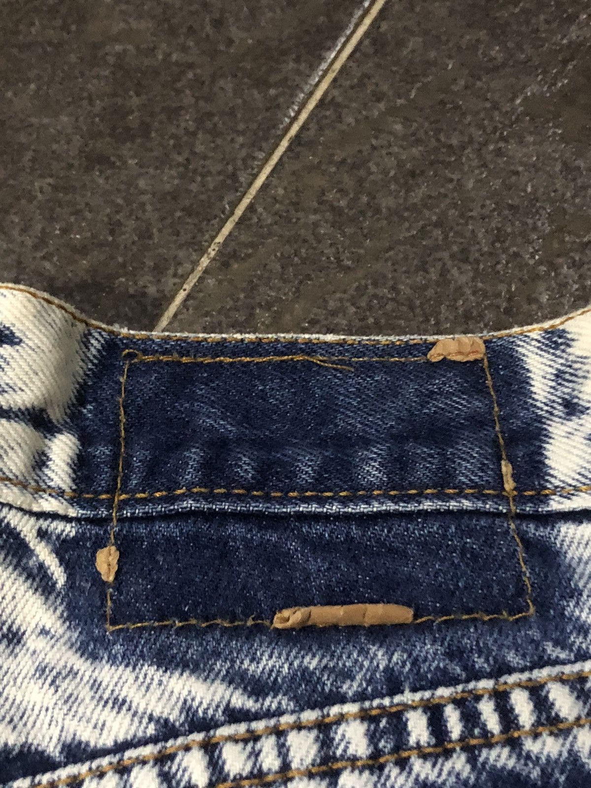 Levi's Vintage Levis 505 0214 Acid Wash Denim Size 26" / US 2 / IT 38 - 16 Thumbnail