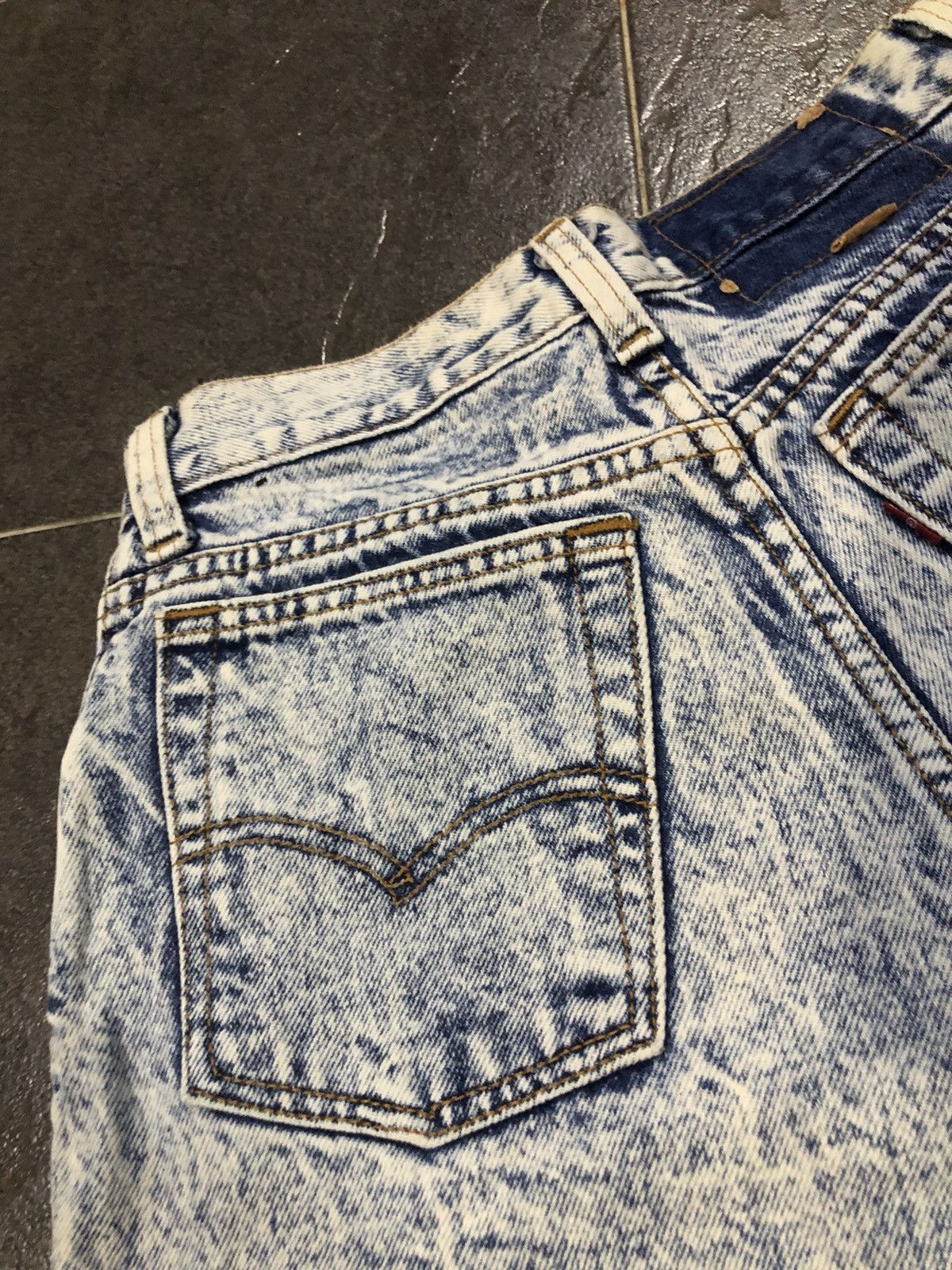 Levi's Vintage Levis 505 0214 Acid Wash Denim Size 26" / US 2 / IT 38 - 13 Thumbnail