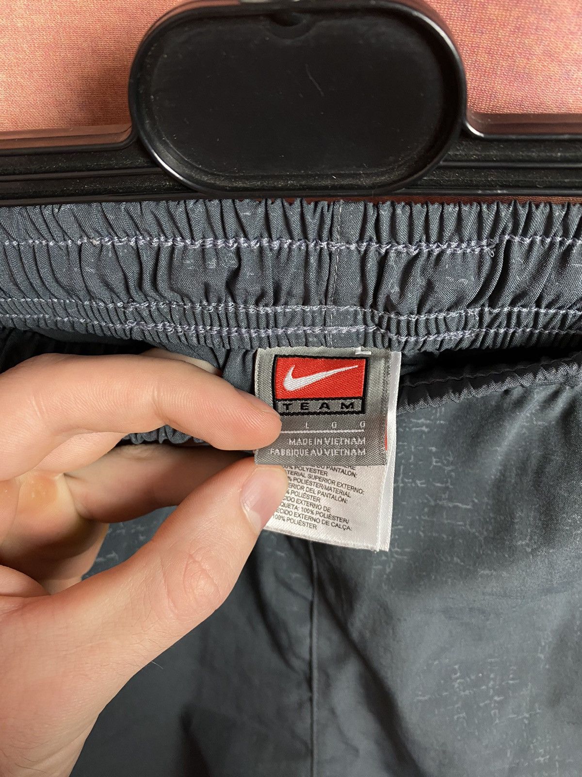 Nike Vintage Nike streetwear shorts size L Size US 34 / EU 50 - 3 Thumbnail