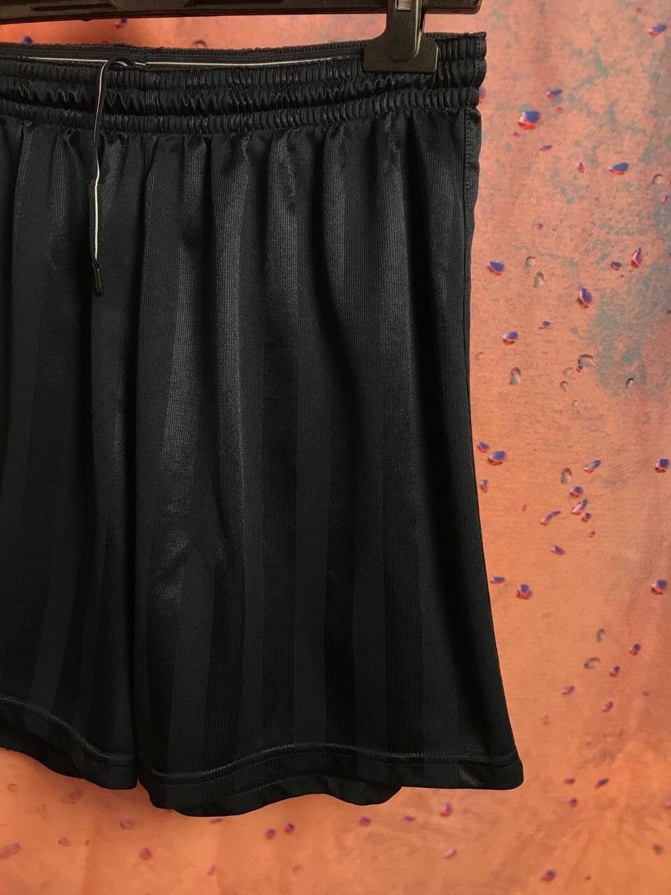 Nike × Vintage Vintage Nike streetwear shorts Size US 32 / EU 48 - 3 Thumbnail