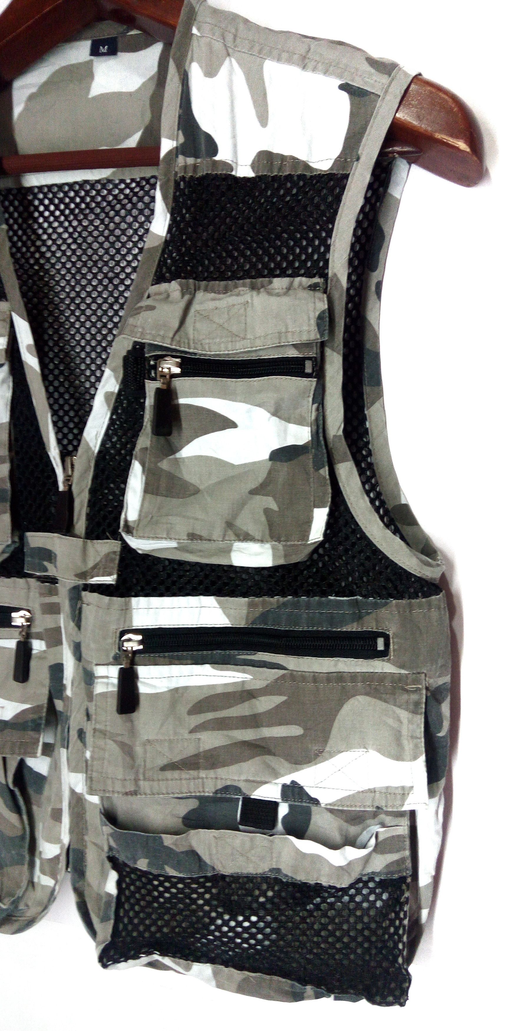 Japanese Brand Japanese brand multi pocket tactical utility camo vest Size US M / EU 48-50 / 2 - 2 Thumbnail