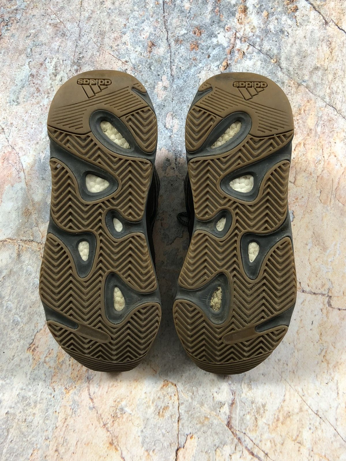 Adidas × Kanye West Adidas Yeezy utility black Size US 11 / EU 44 - 6 Thumbnail