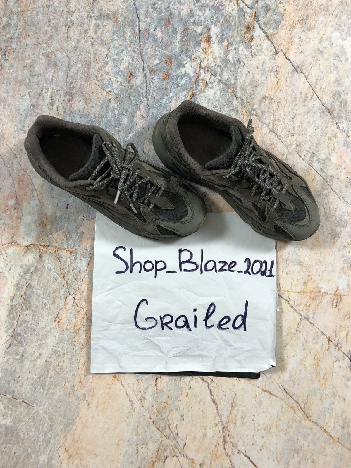 Adidas × Kanye West Adidas Yeezy utility black Size US 11 / EU 44 - 4 Thumbnail