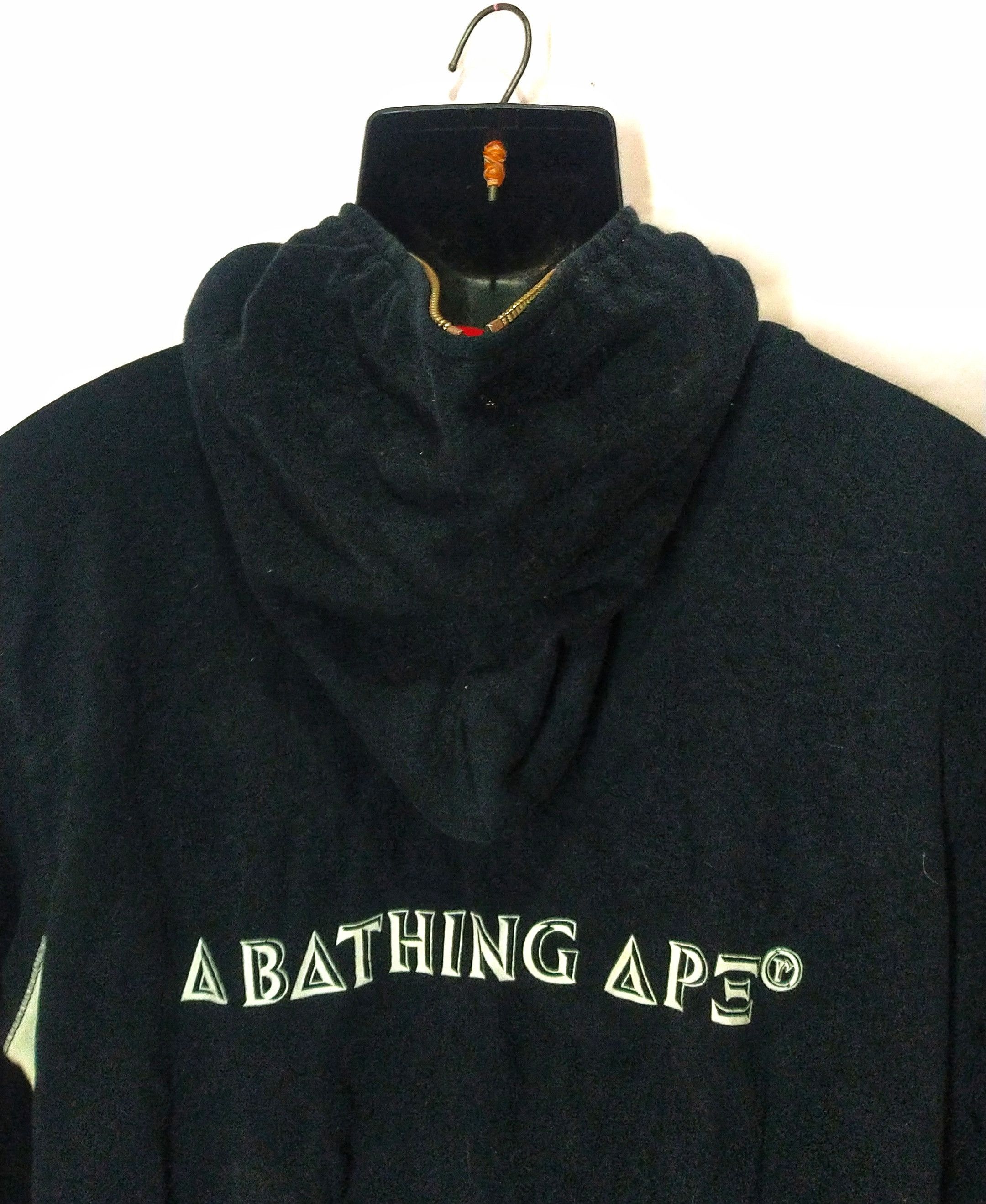 Bape Vtg BAPE Great Britain shark sweater UK collection big logo Size US XXL / EU 58 / 5 - 4 Thumbnail