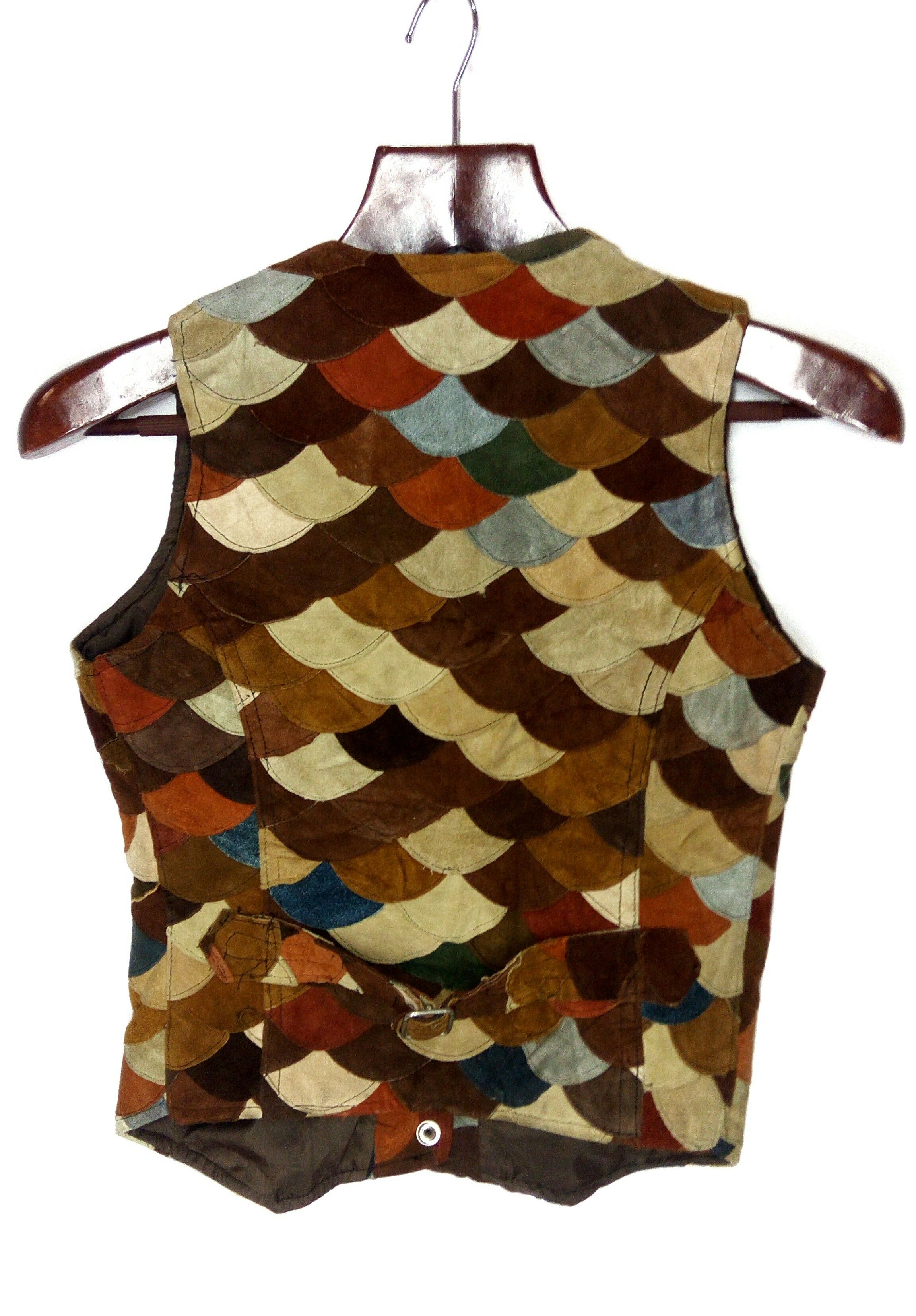 Vintage Vintage sheepskin fish style multi colour patchwork vest Size US M / EU 48-50 / 2 - 4 Thumbnail