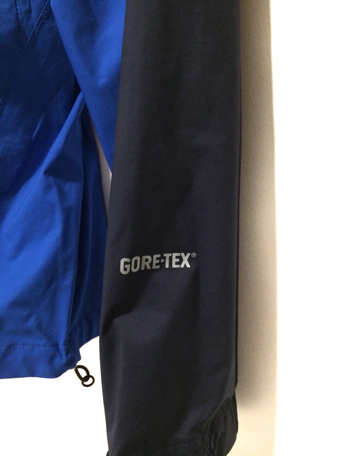Goretex The North Face Goretex Windbreaker Hoodie Jacket Size US L / EU 52-54 / 3 - 4 Thumbnail