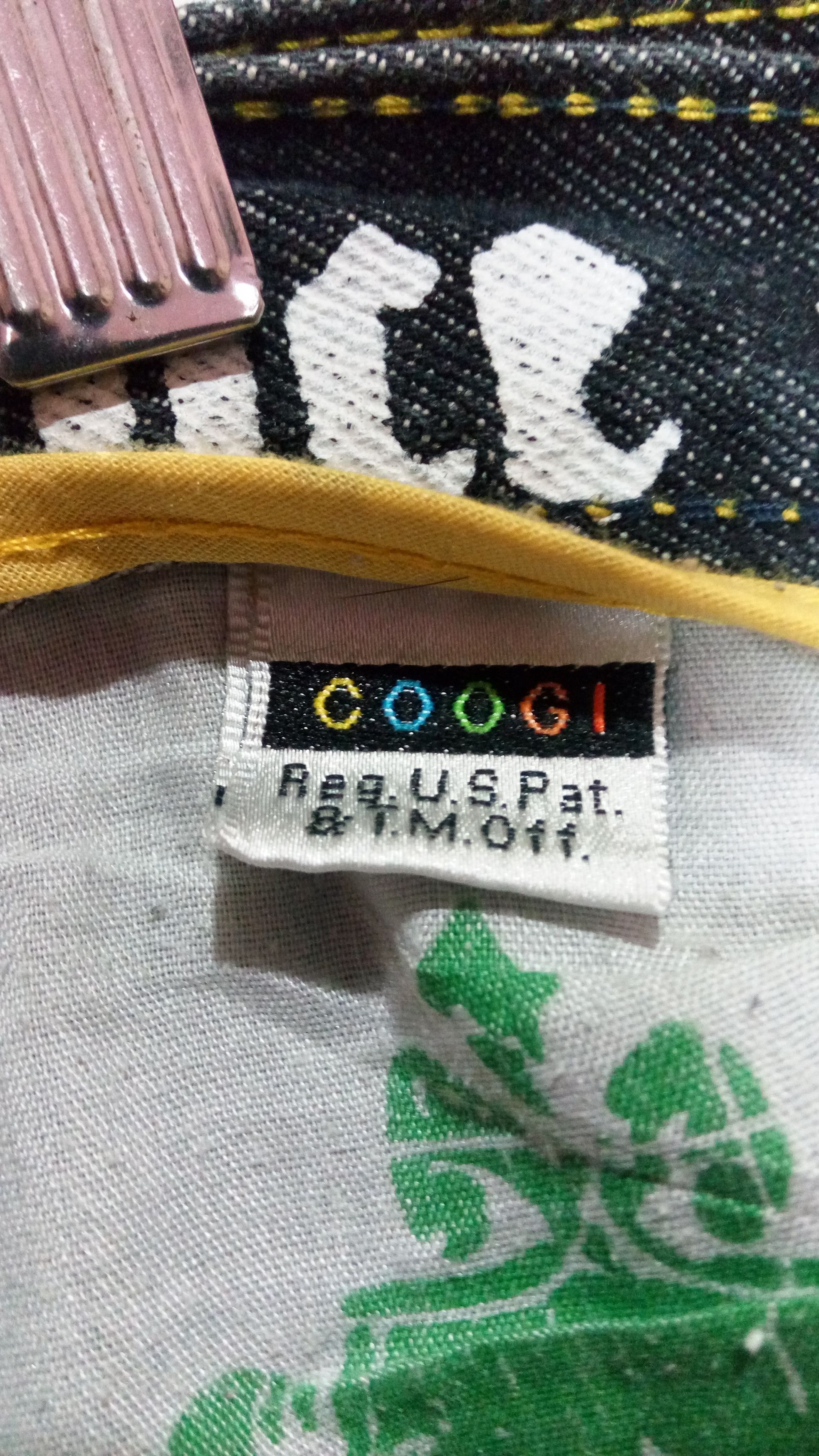Coogi Coogie jean shiny gold embroidered big logo Size US 32 / EU 48 - 6 Thumbnail