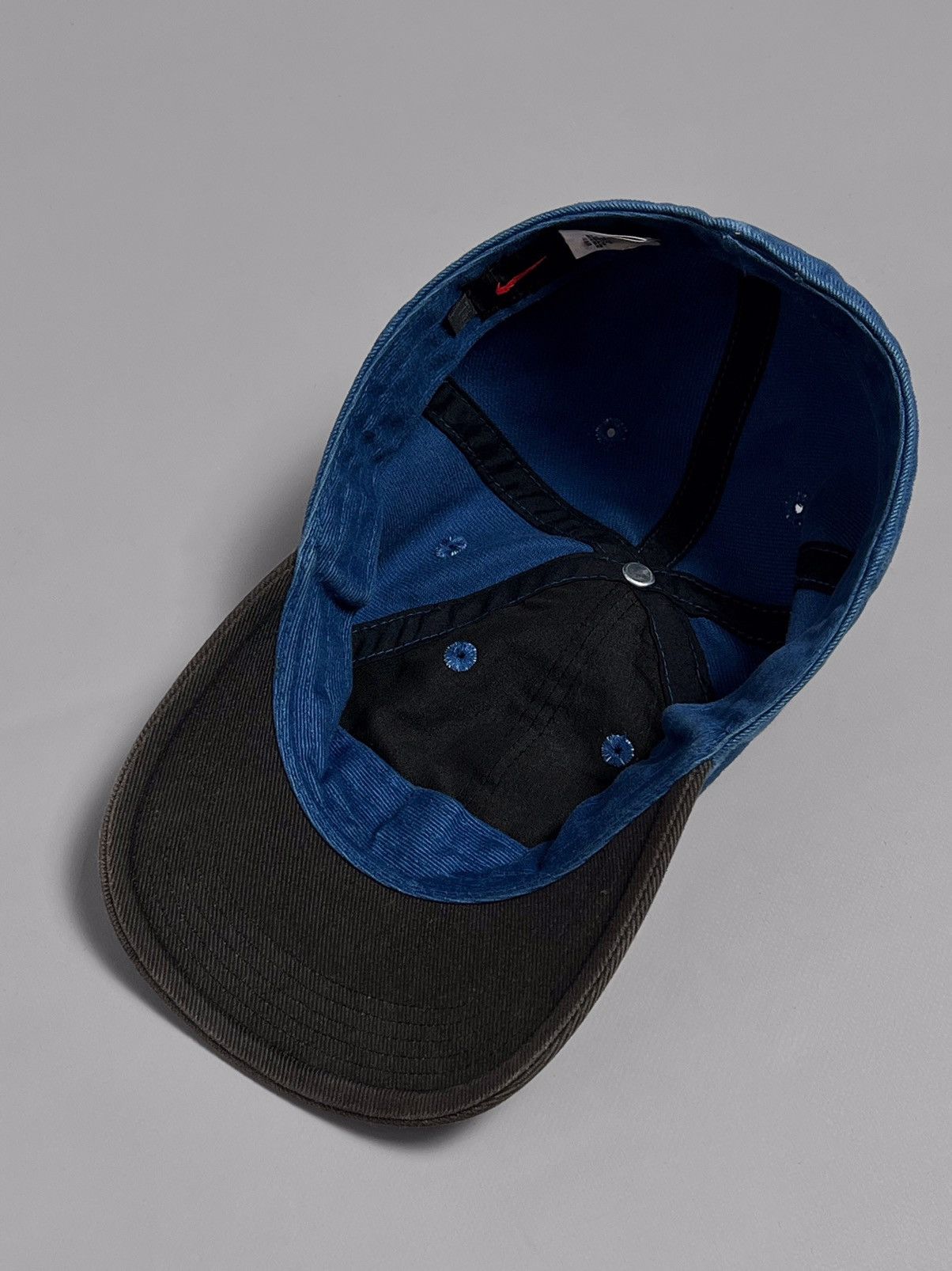 Nike × Vintage Vintage 90s Nike Athletics Cap SnapBack Size ONE SIZE - 4 Thumbnail