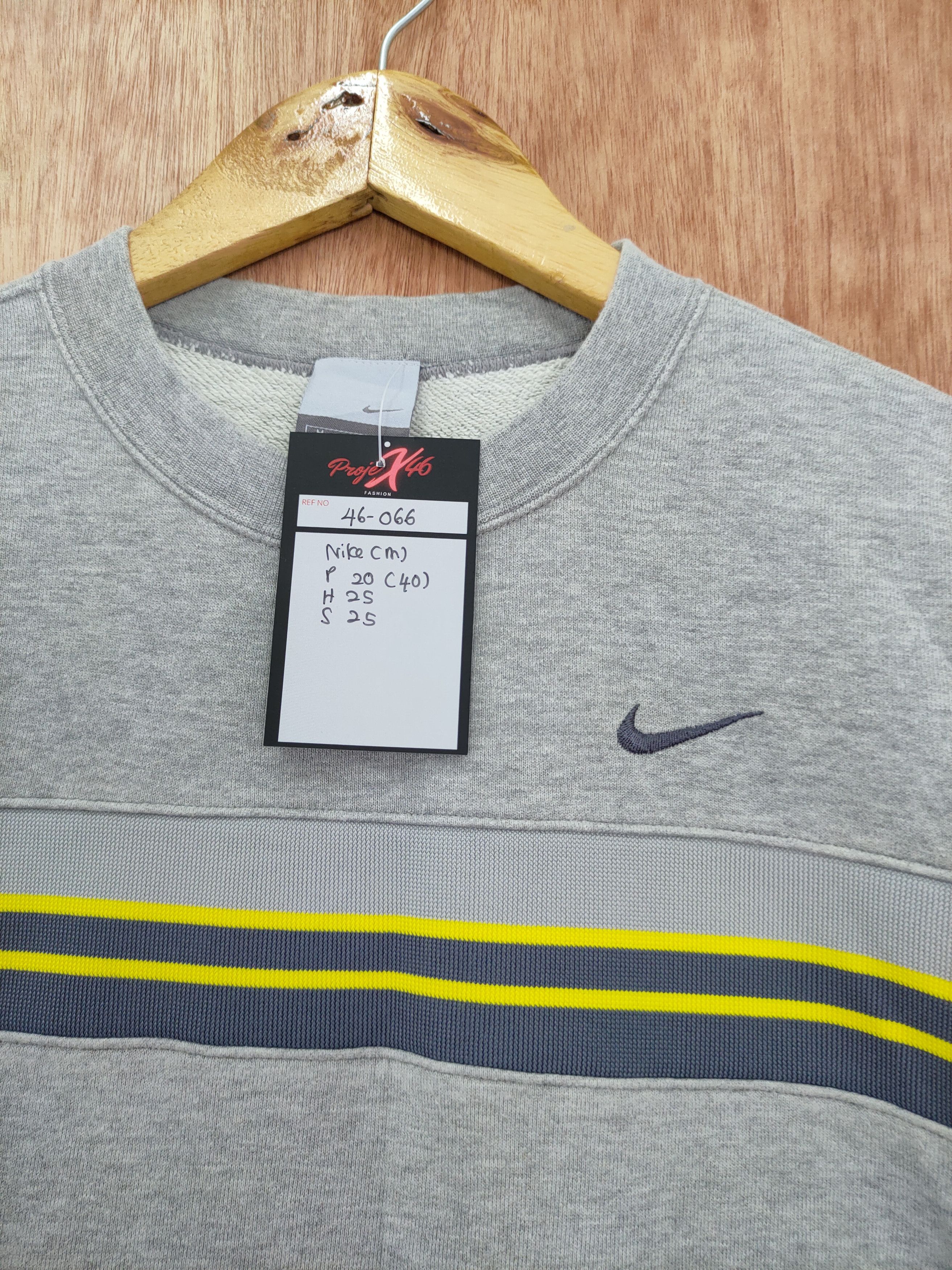 Nike DLL Nike line embroidery logo sweatshirt #46-066 Size US S / EU 44-46 / 1 - 5 Thumbnail