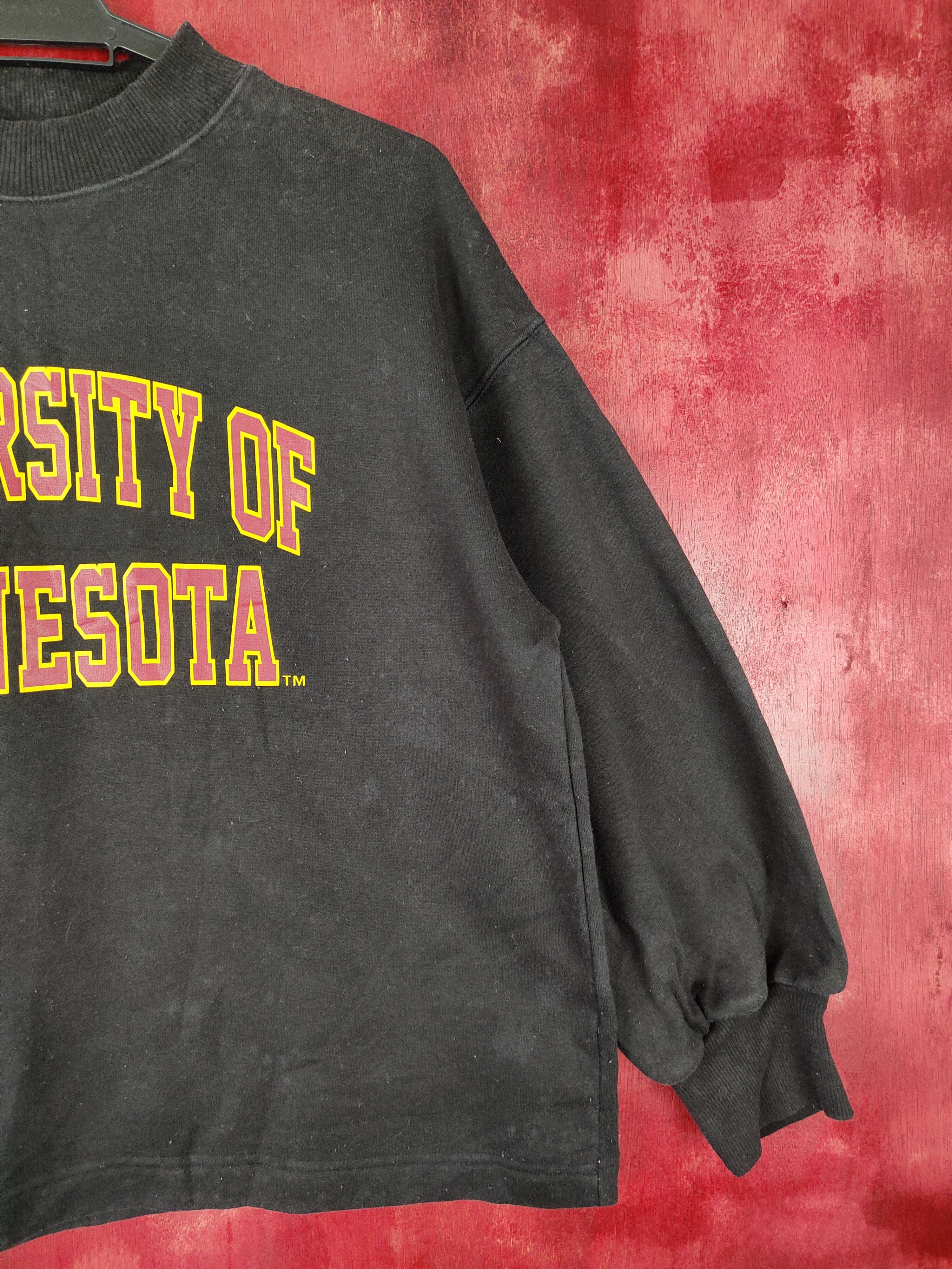 Vintage University of Minnesota vintage college Sweatshirt #4811 Size US XL / EU 56 / 4 - 4 Thumbnail