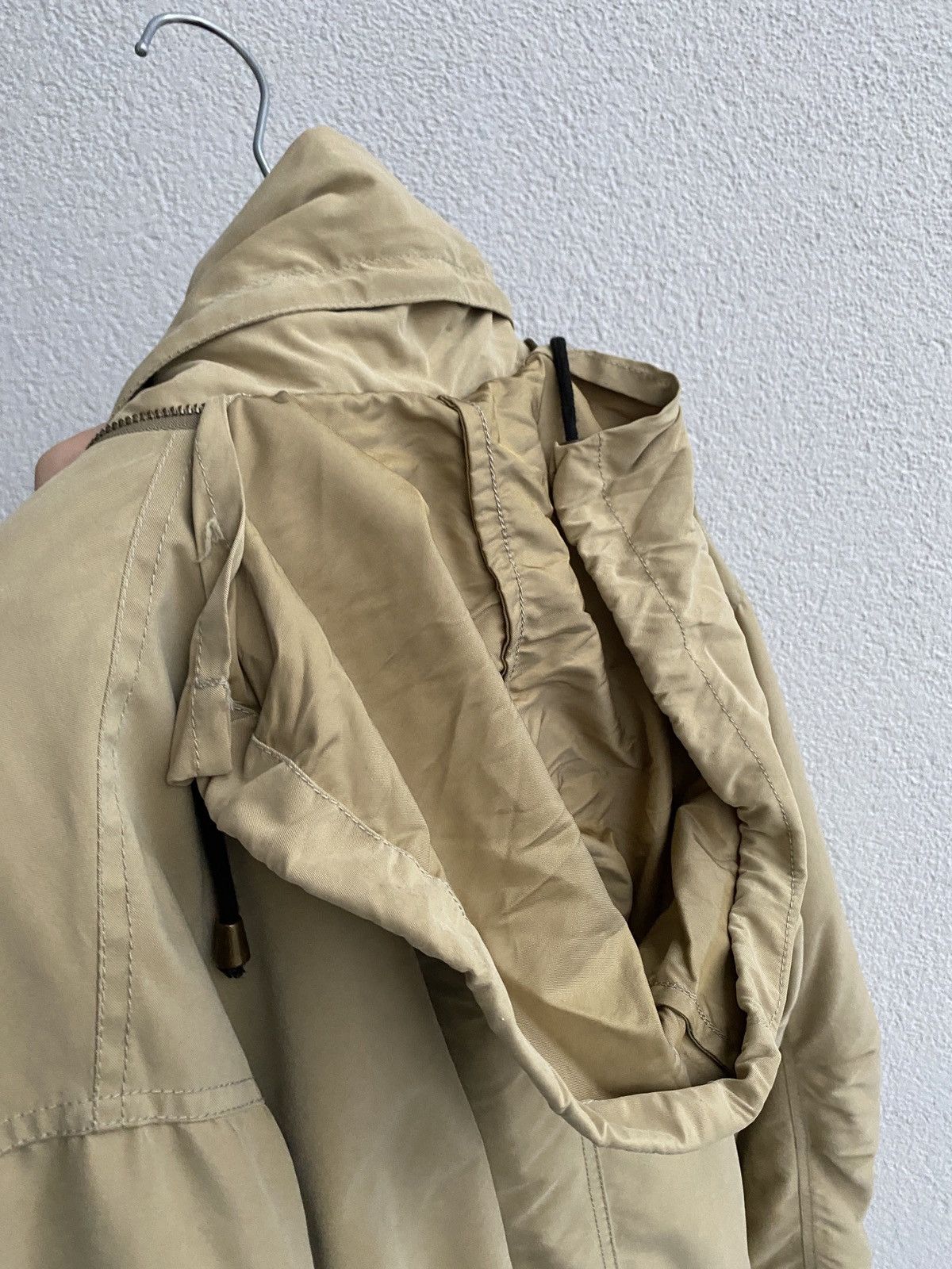 Yves Saint Laurent Warm YSL Jacket Parka Beige Winter Size US L / EU 52-54 / 3 - 22 Thumbnail