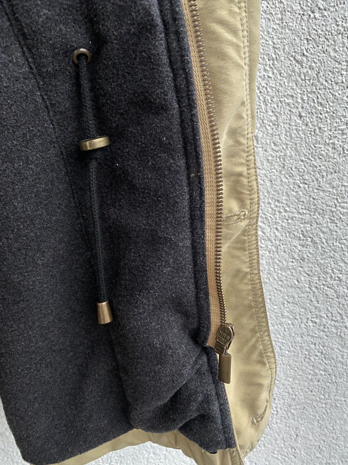 Yves Saint Laurent Warm YSL Jacket Parka Beige Winter Size US L / EU 52-54 / 3 - 16 Thumbnail