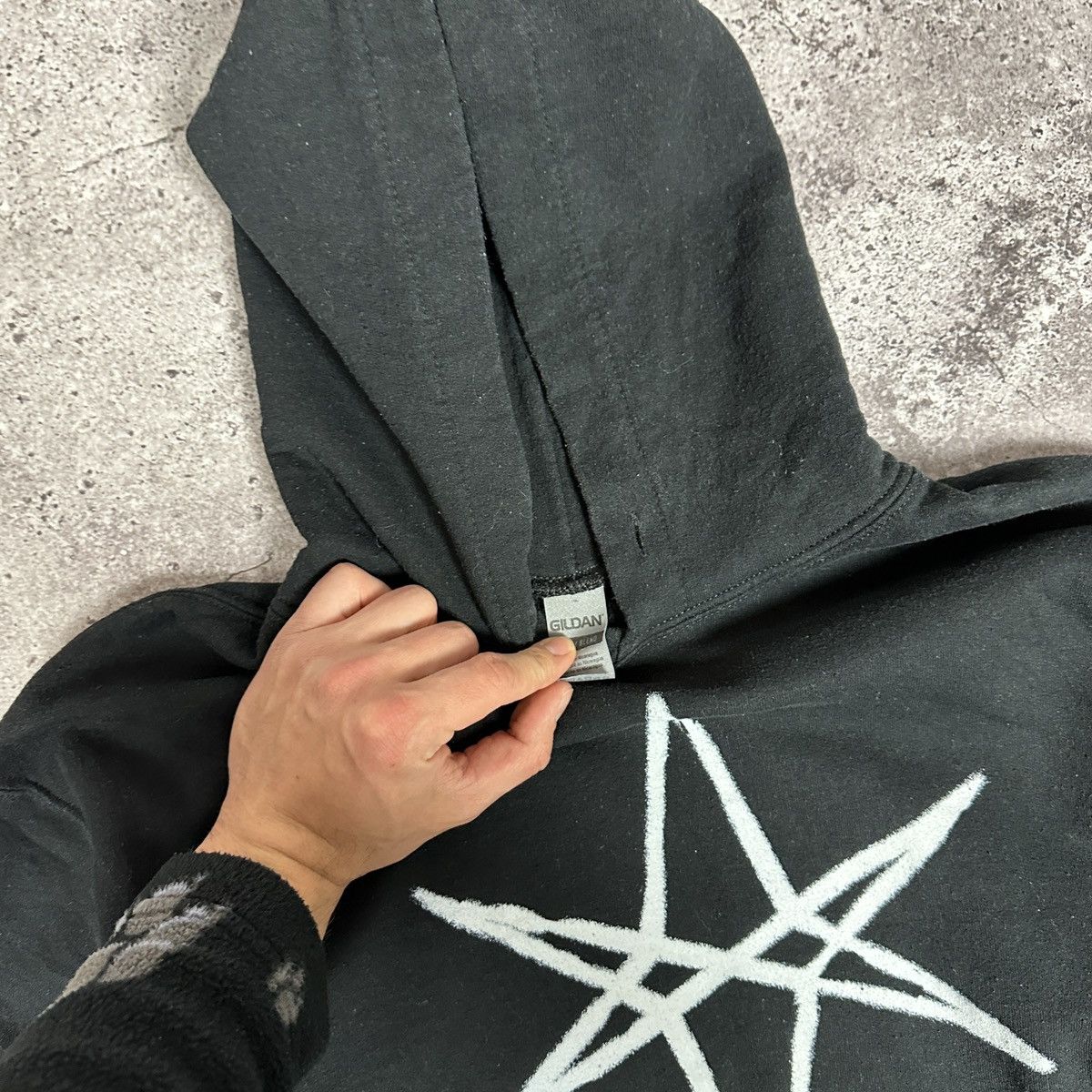 Band Tees Bring Me The Horizon Post Human Survival Horror Hoodie bmth Size US M / EU 48-50 / 2 - 7 Thumbnail