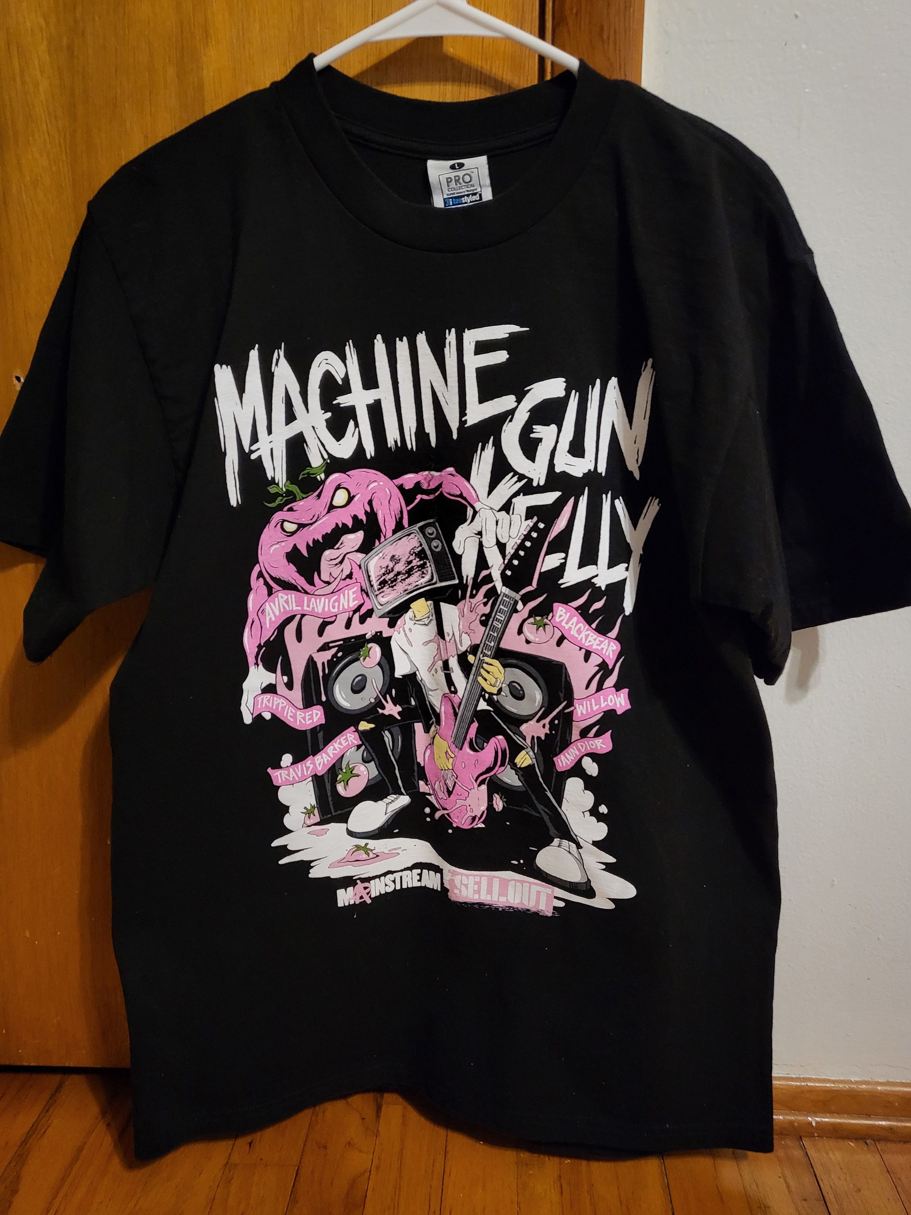 Band Tees Machine Gun Kelly Mainstream Sellout 2022 Official Tour MGK Size US L / EU 52-54 / 3 - 1 Thumbnail