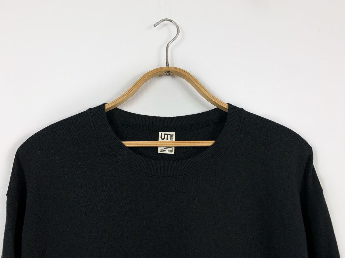 Japanese Brand × Kaws × Uniqlo Uniqlo Kaws x Sesame Street Embroidered Logo Sweatshirt Size US XL / EU 56 / 4 - 2 Thumbnail