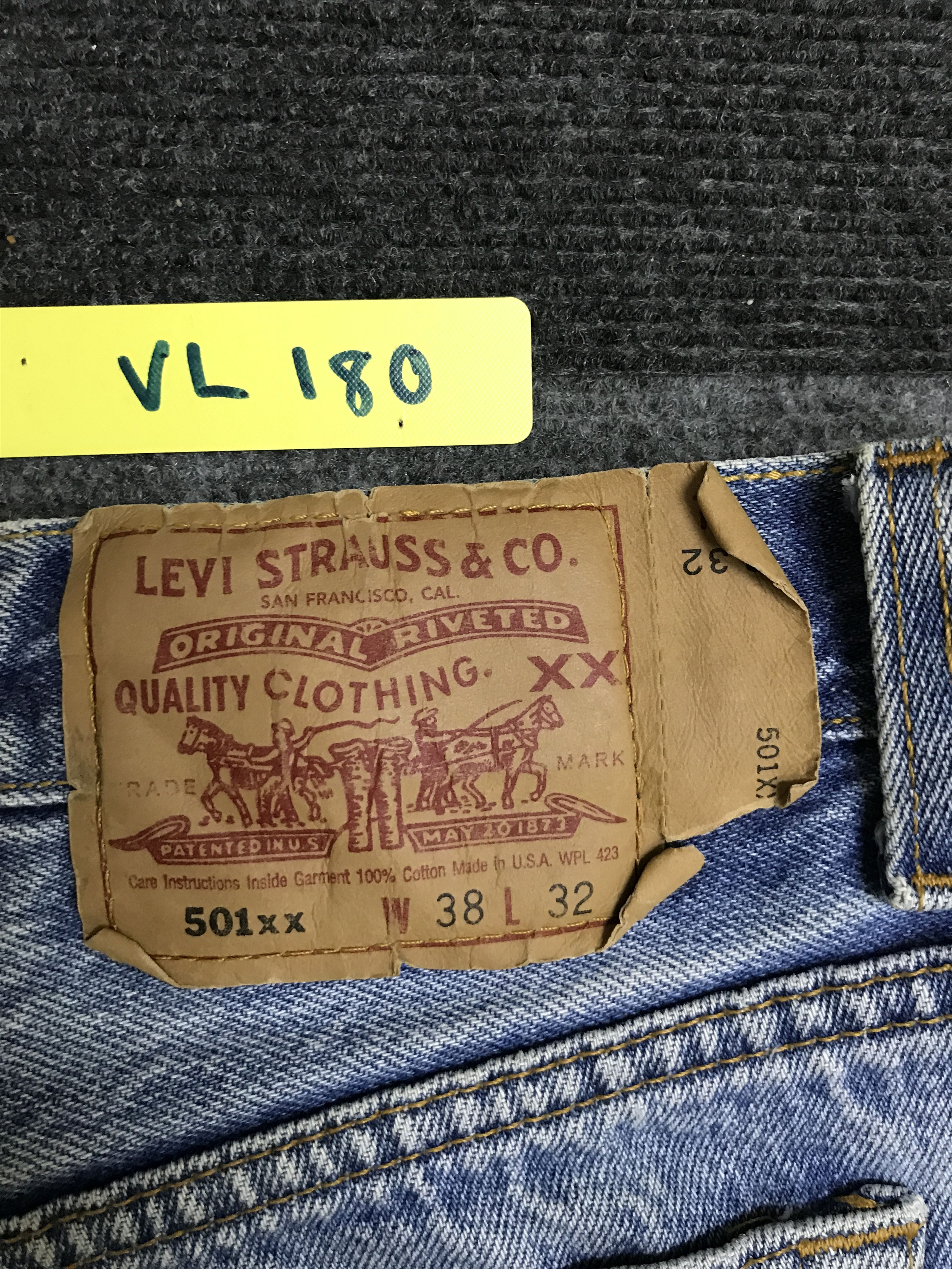 Levi's × Vintage VL180-Vintage Levis 501xx Dirty Distressed Jeans Size US 35 - 17 Thumbnail