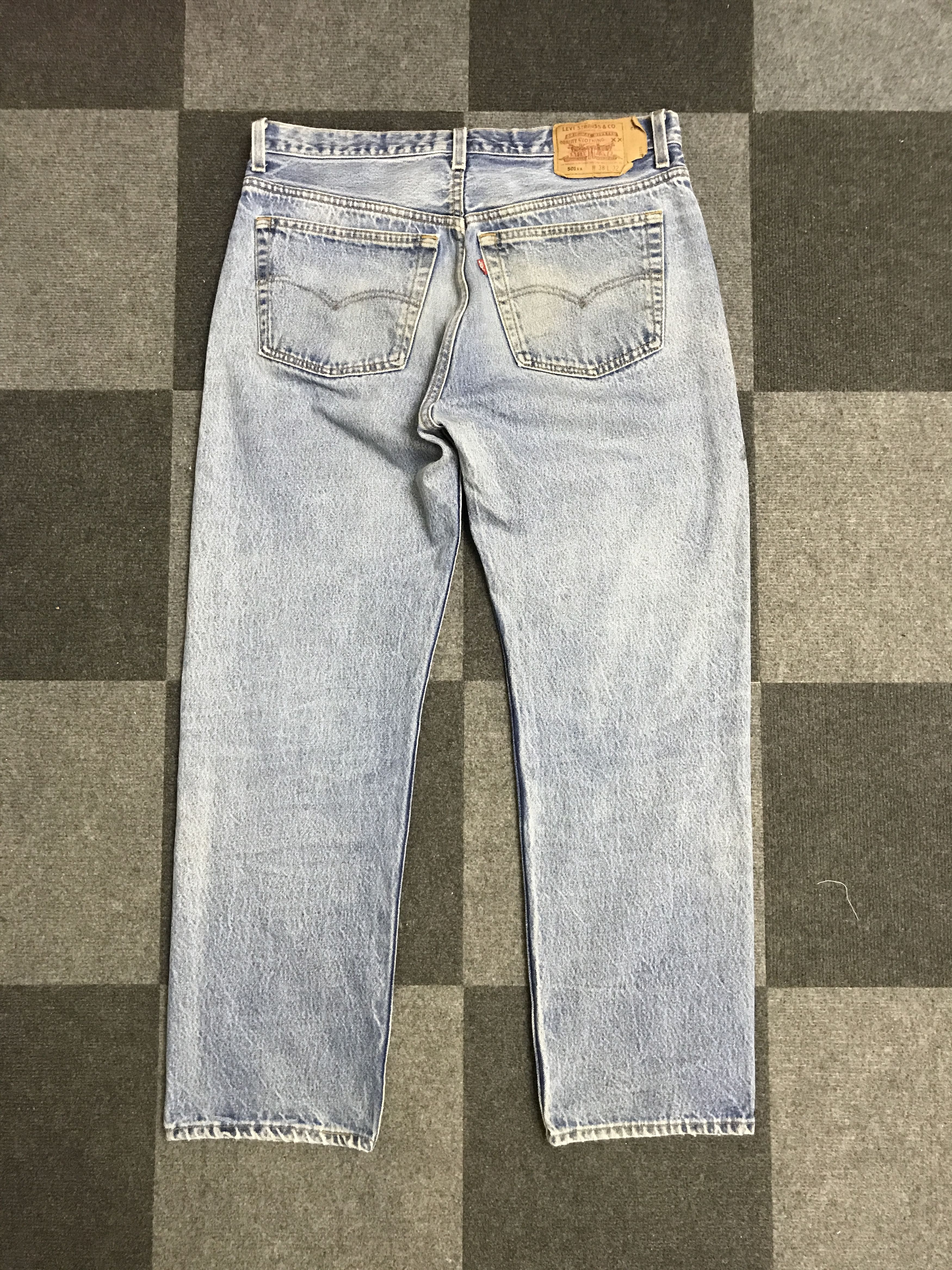 Levi's × Vintage VL180-Vintage Levis 501xx Dirty Distressed Jeans Size US 35 - 10 Thumbnail