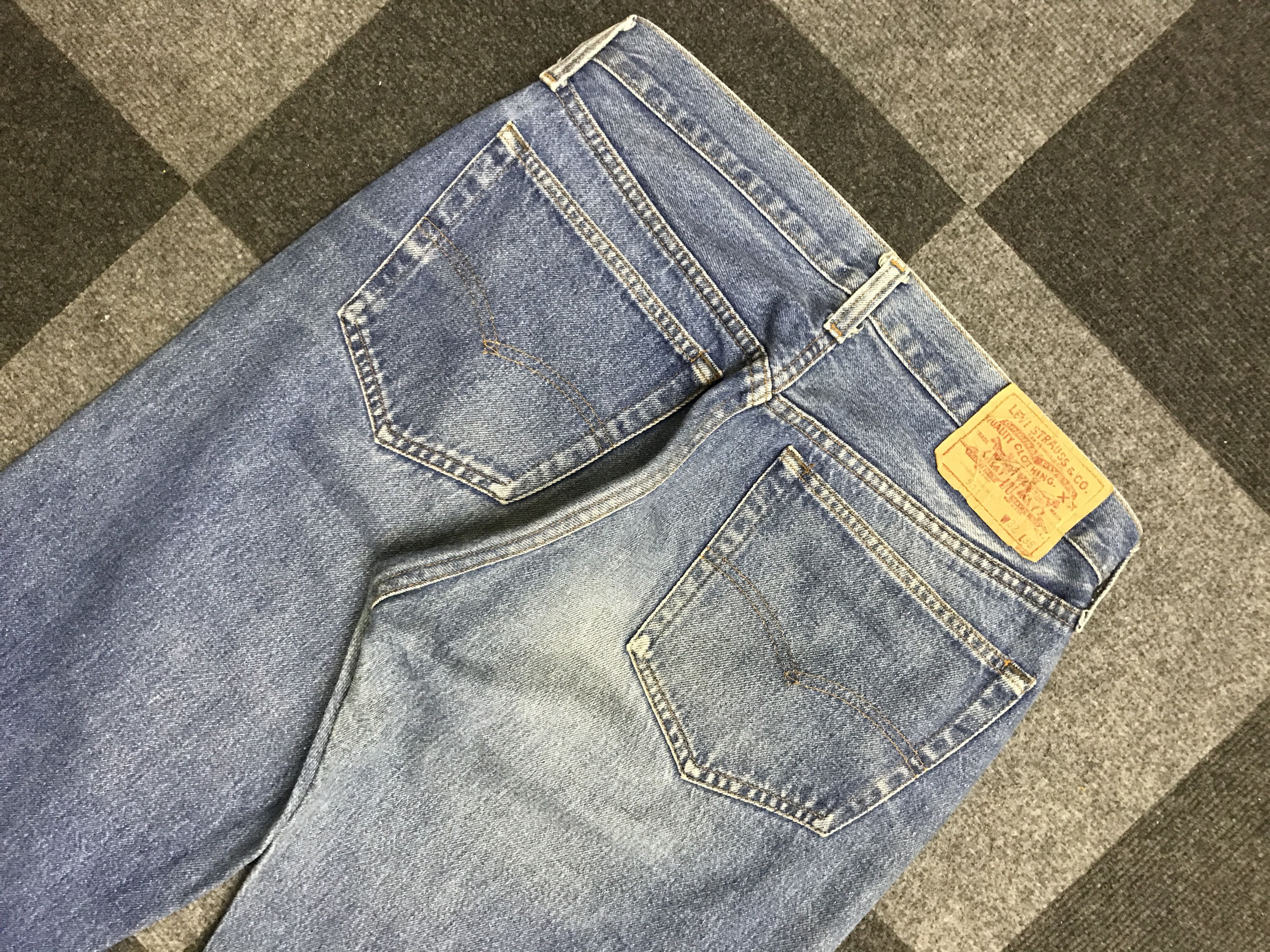 Levi's VL183-Vintage Levis 501 Blue Jeans Released Hem Size US 31 - 10 Thumbnail