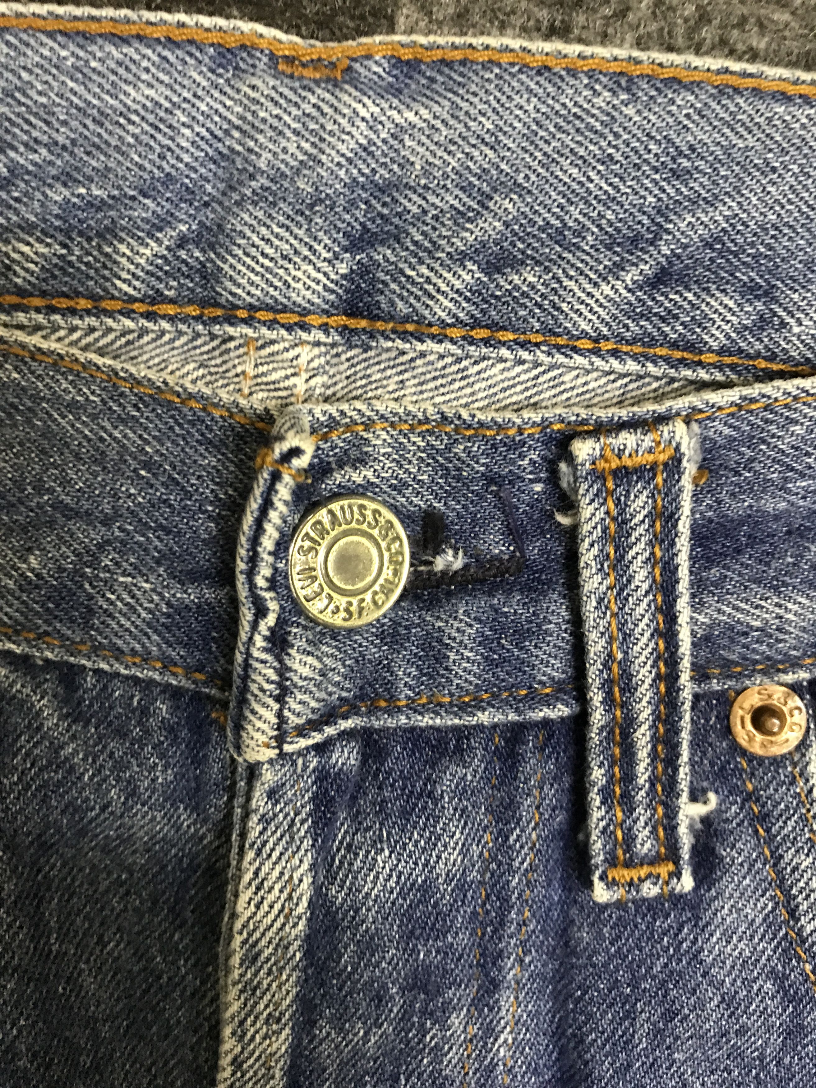 Levi's VL183-Vintage Levis 501 Blue Jeans Released Hem Size US 31 - 7 Thumbnail