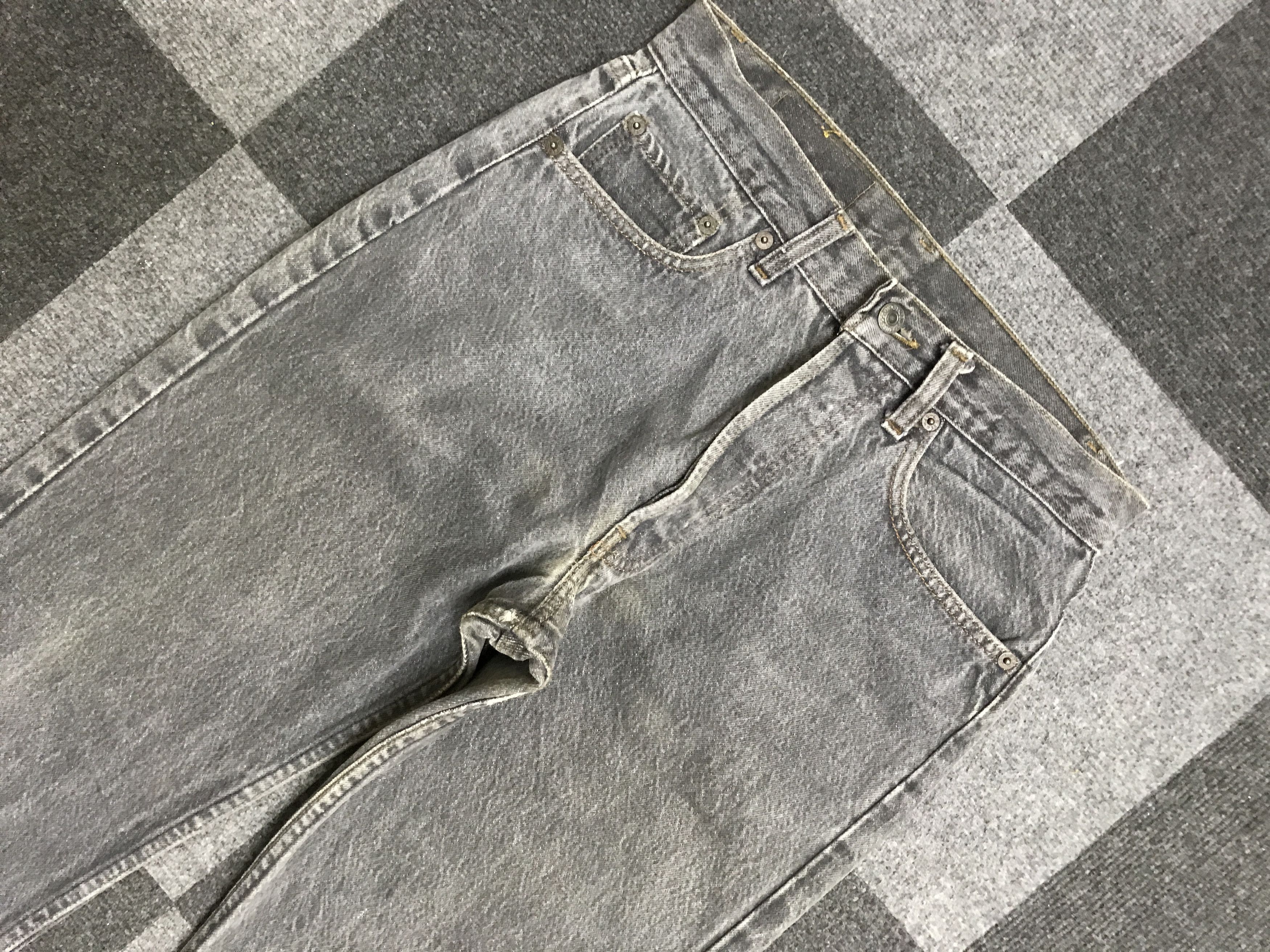 Levi's × Vintage VL185-Vintage Levis 501 Black Wash Jeans Size US 28 / EU 44 - 2 Thumbnail