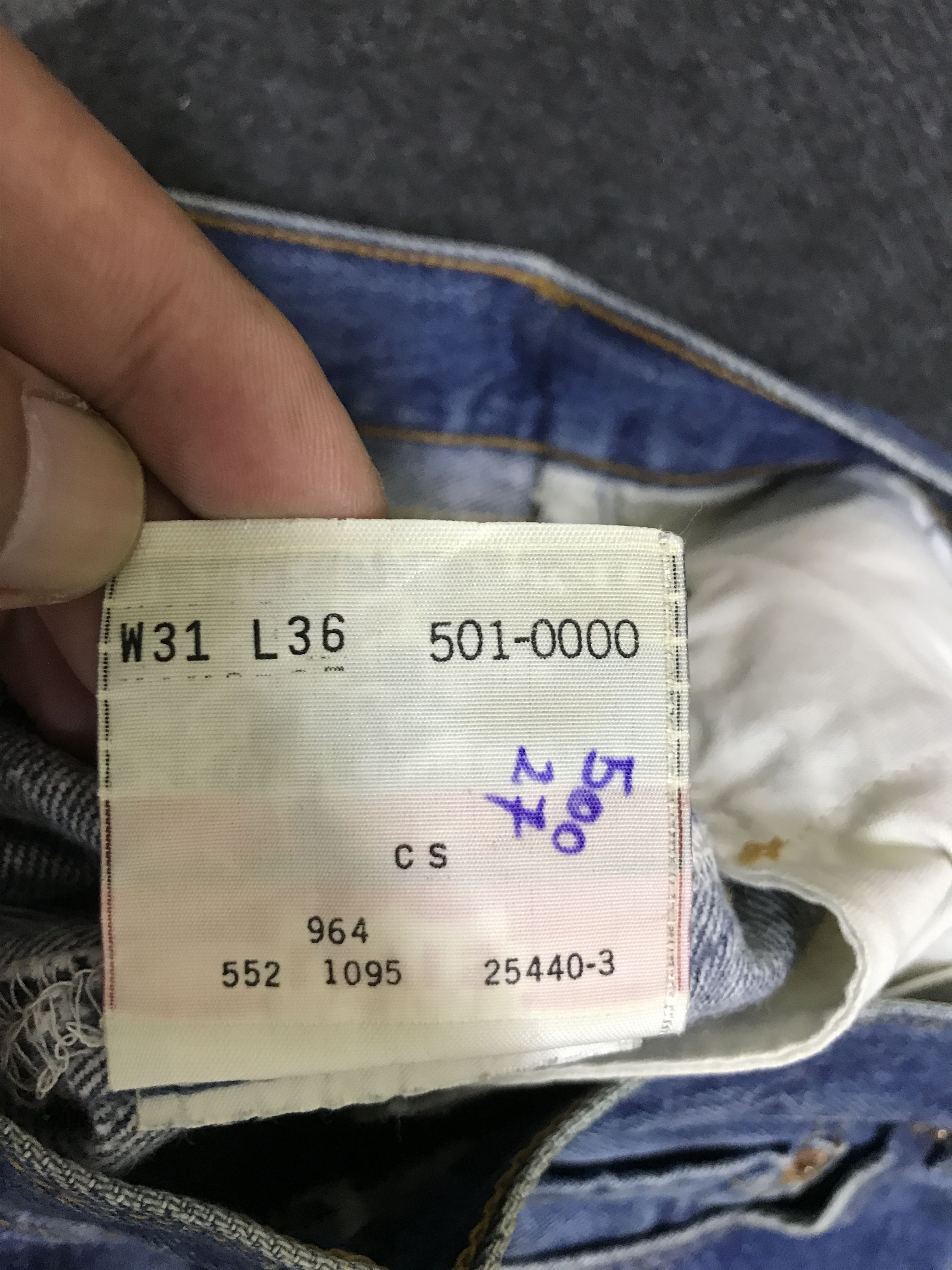 Levi's × Vintage VL186-Vintage Levis 501 Blue wash Jeans Size 29" - 17 Thumbnail
