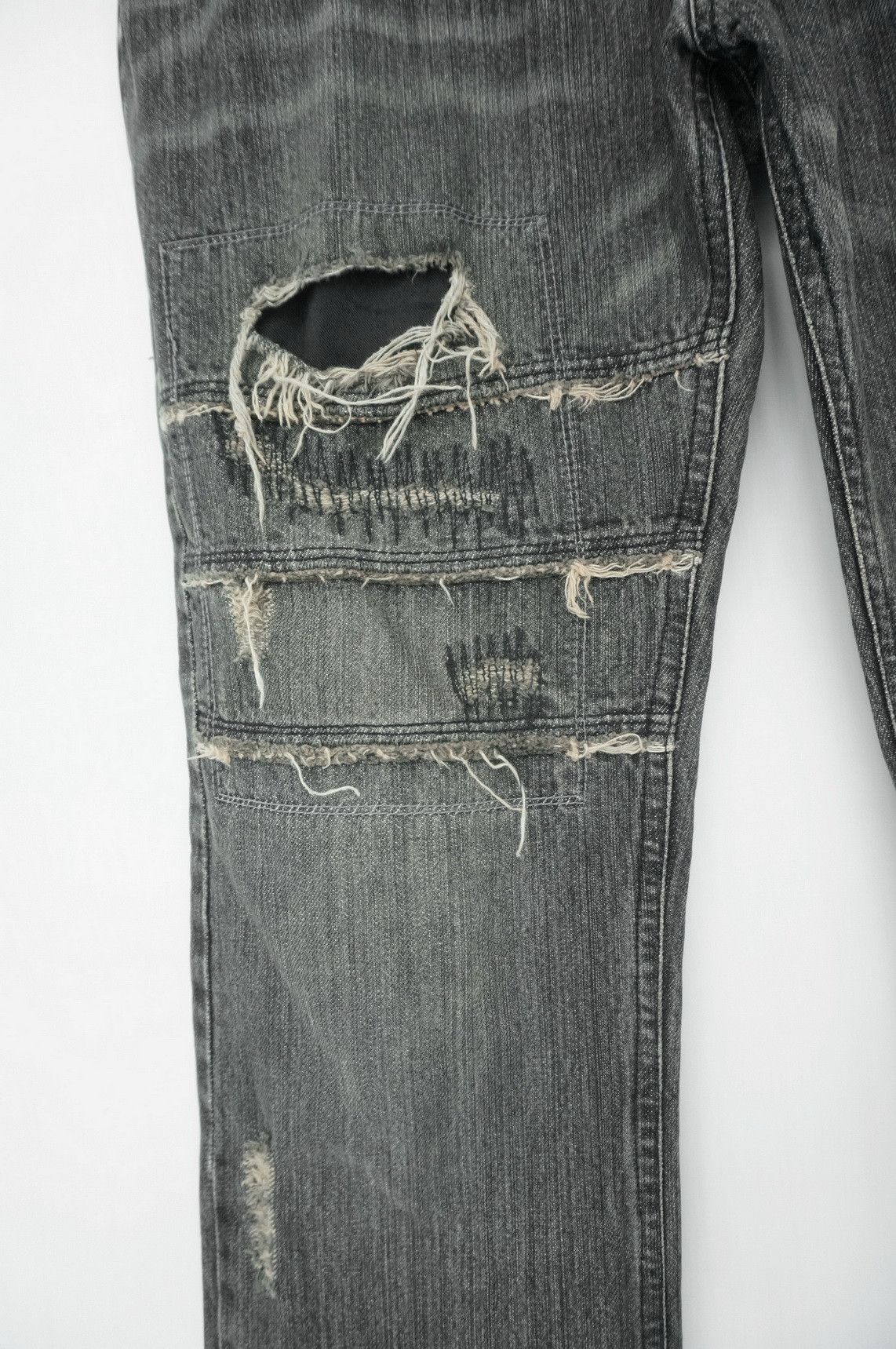 Japanese Brand VTG EDGE RUPERT Riot Ripped Distressed Faded Black Jeans Size US 32 / EU 48 - 7 Thumbnail